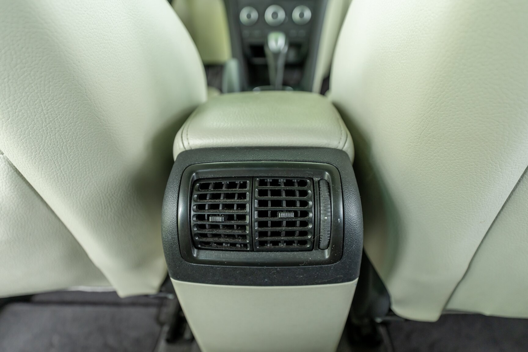 Innenraumfoto von 2010 2010 SAAB 9-3 TTiD Aero
