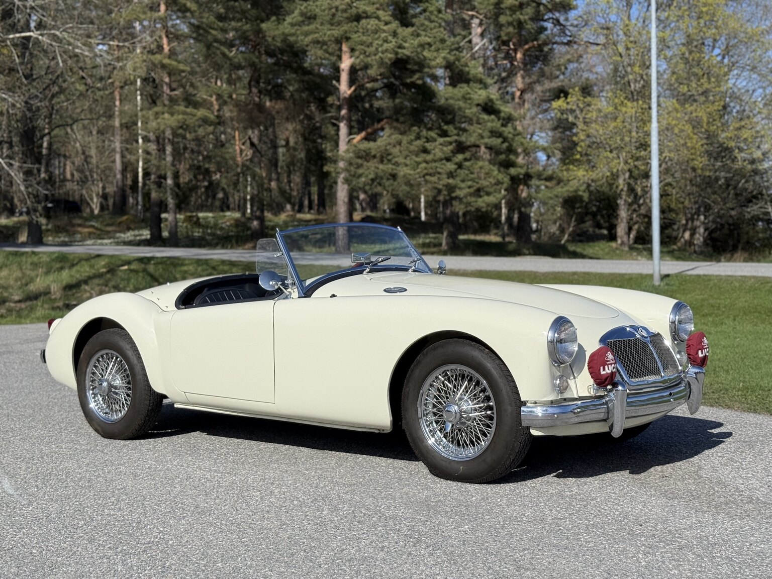 Exteriörbild på 1959 MG MGA 1500