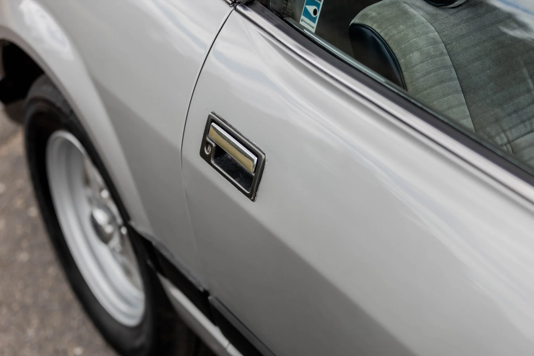 Exteriörbild på 1982 Datsun 280ZX (40)