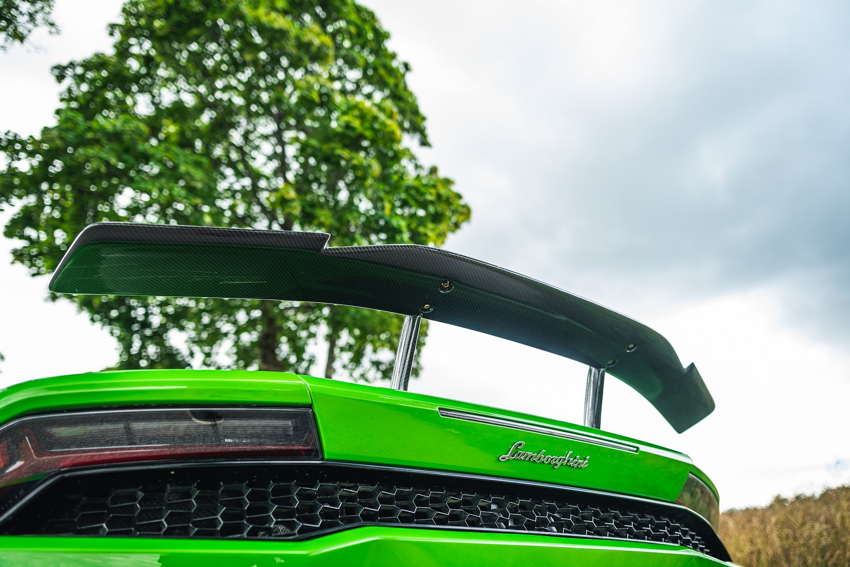 Exterior image of 2016 Lamborghini Huracan LP-610-4