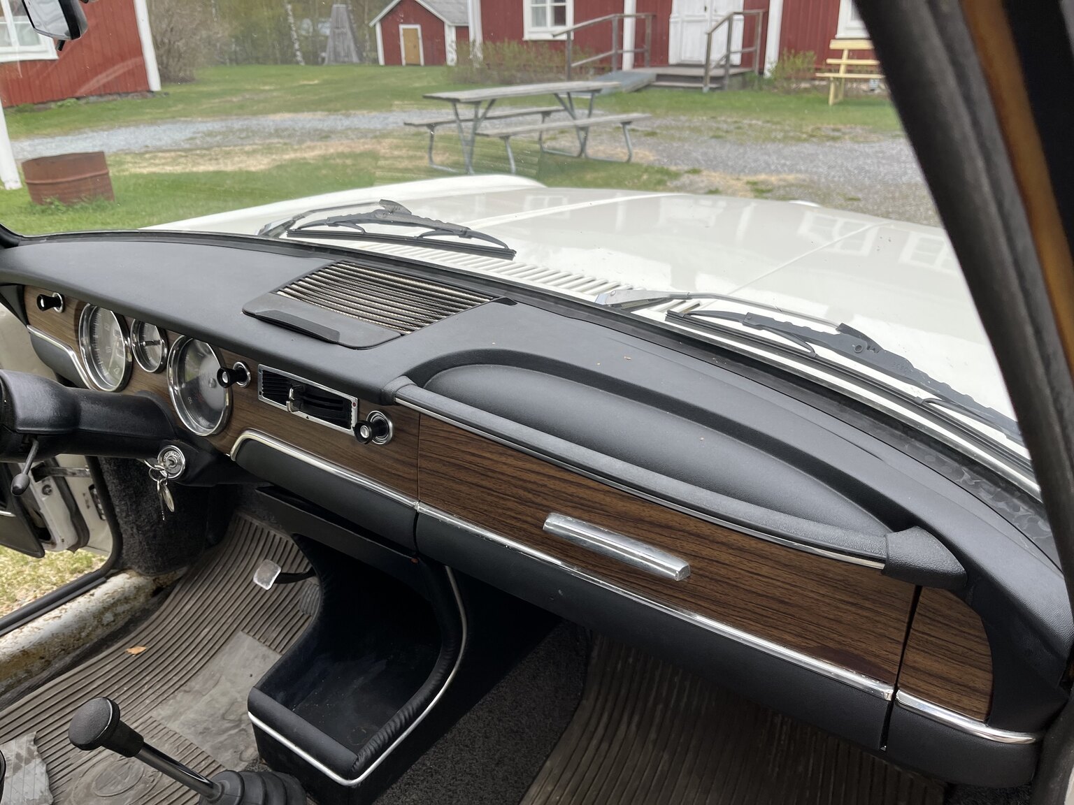 Interior image of 1965 BMW 1800