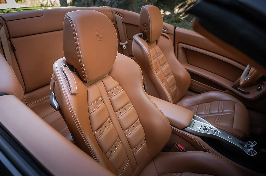Bild von 2010 Ferrari California (23)