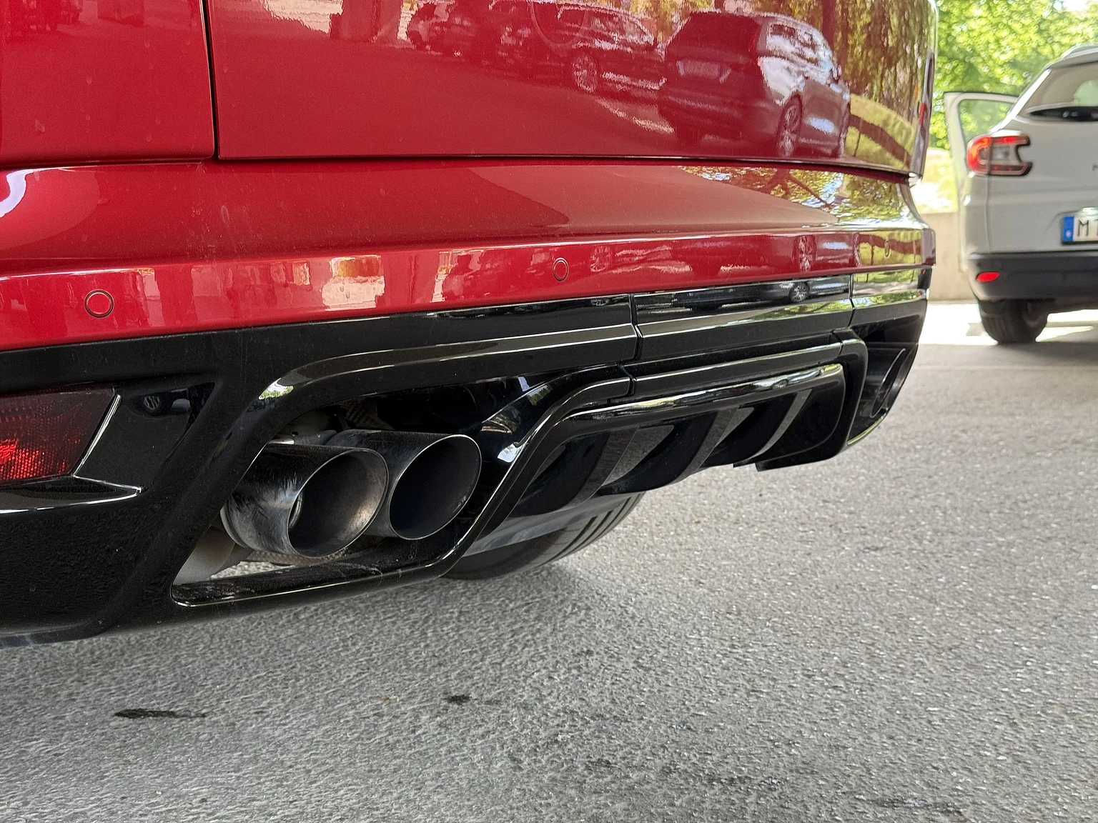 Aussenfoto 2017 Range Rover Sport SVR (93)