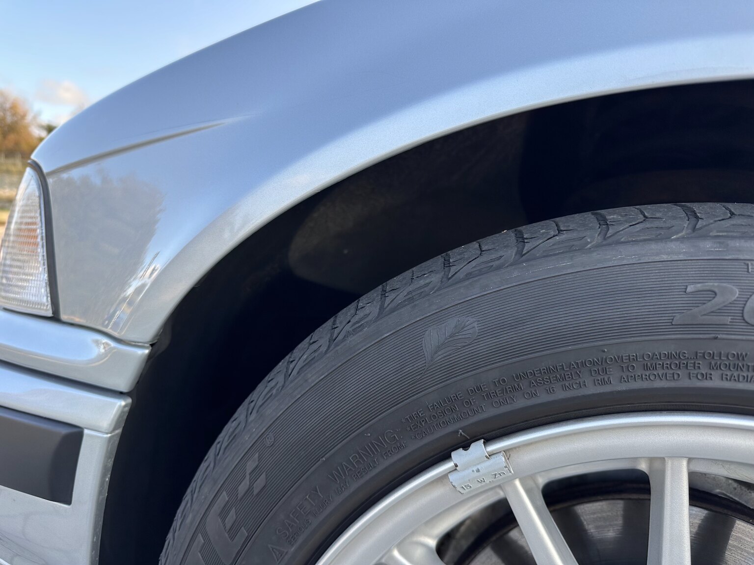 Aussenfoto 1993 BMW 325i Convertible