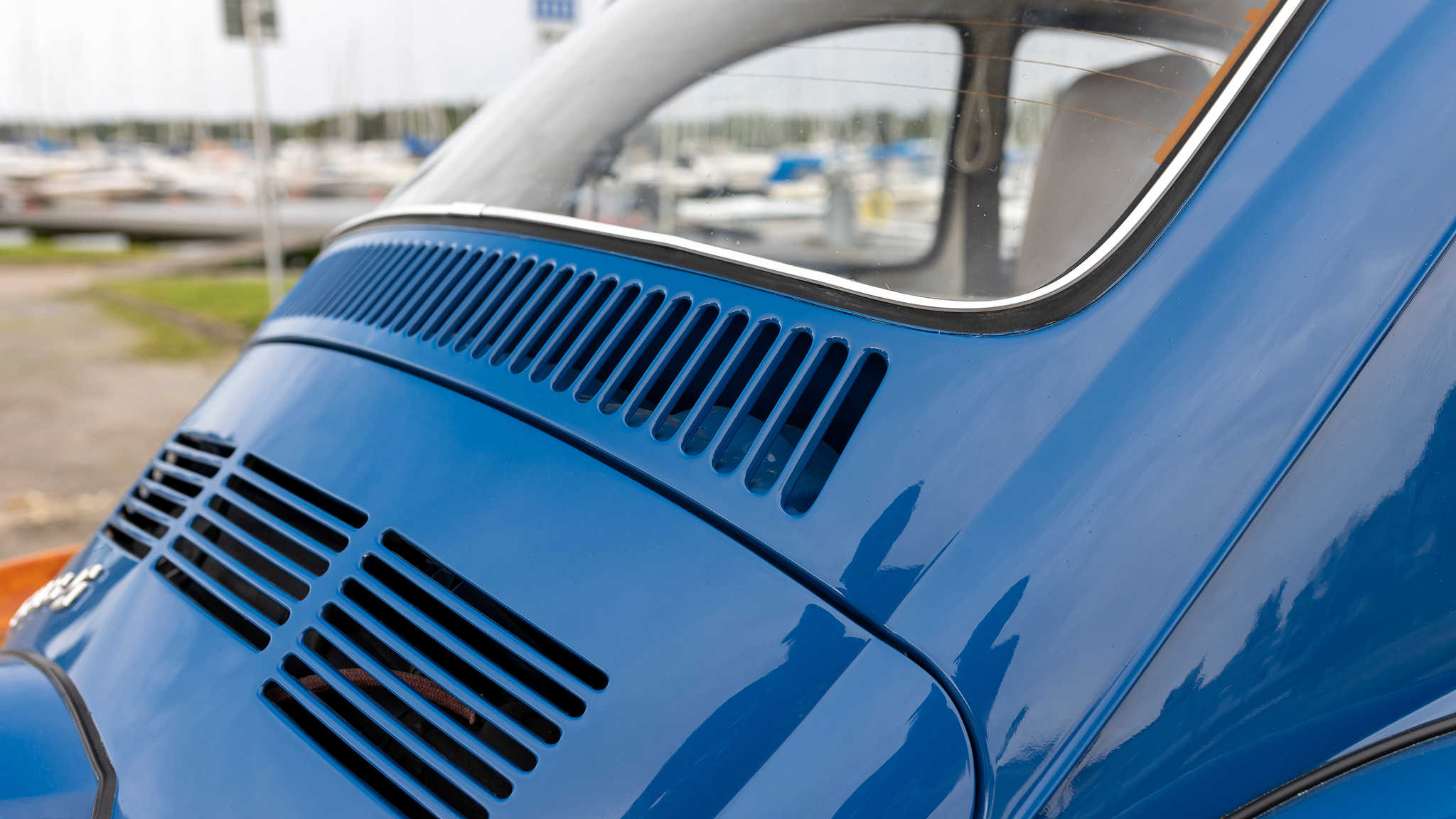 Exterior image of 1973 Volkswagen Beetle 1303S 1600 (18)