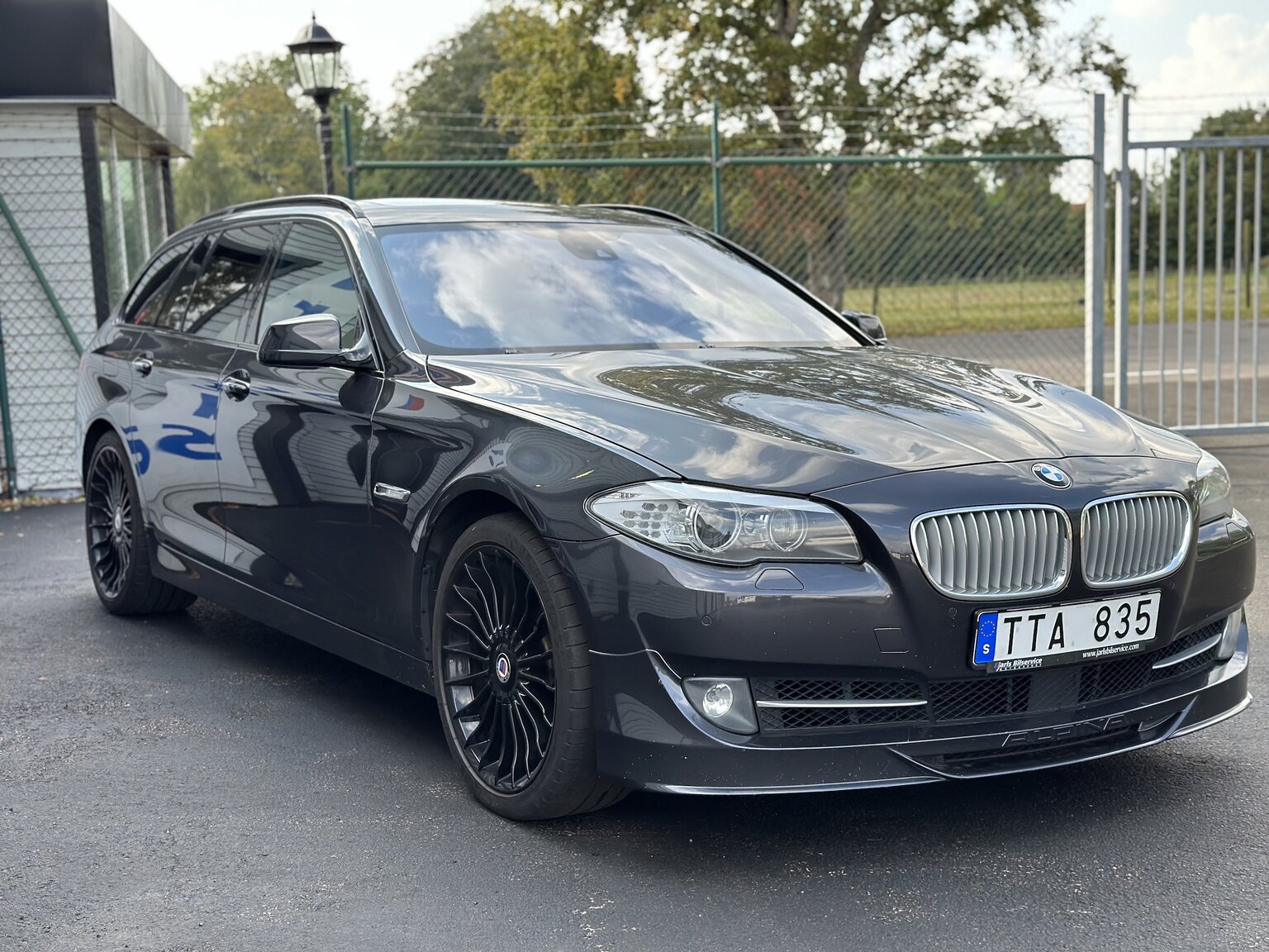Exteriörbild på 2011 ALPINA B5 Bi-Turbo Touring Switch-Tronic
