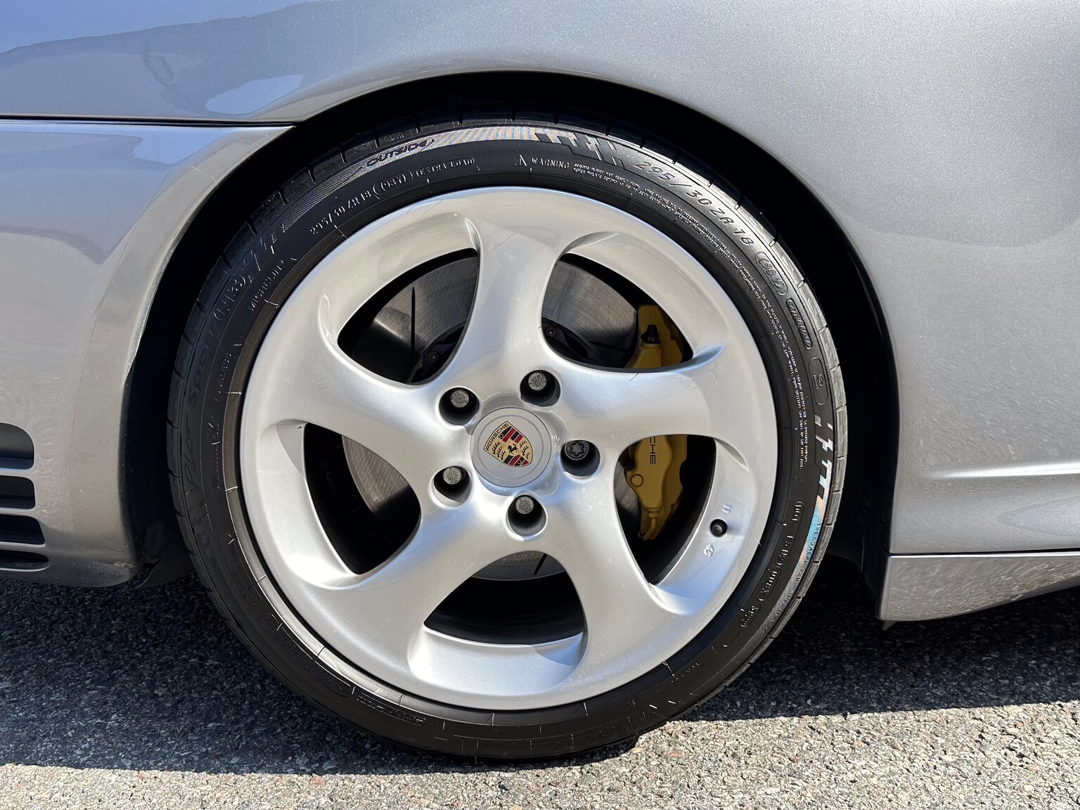 Aussenfoto 2001 Porsche 911 Turbo RUF RT12