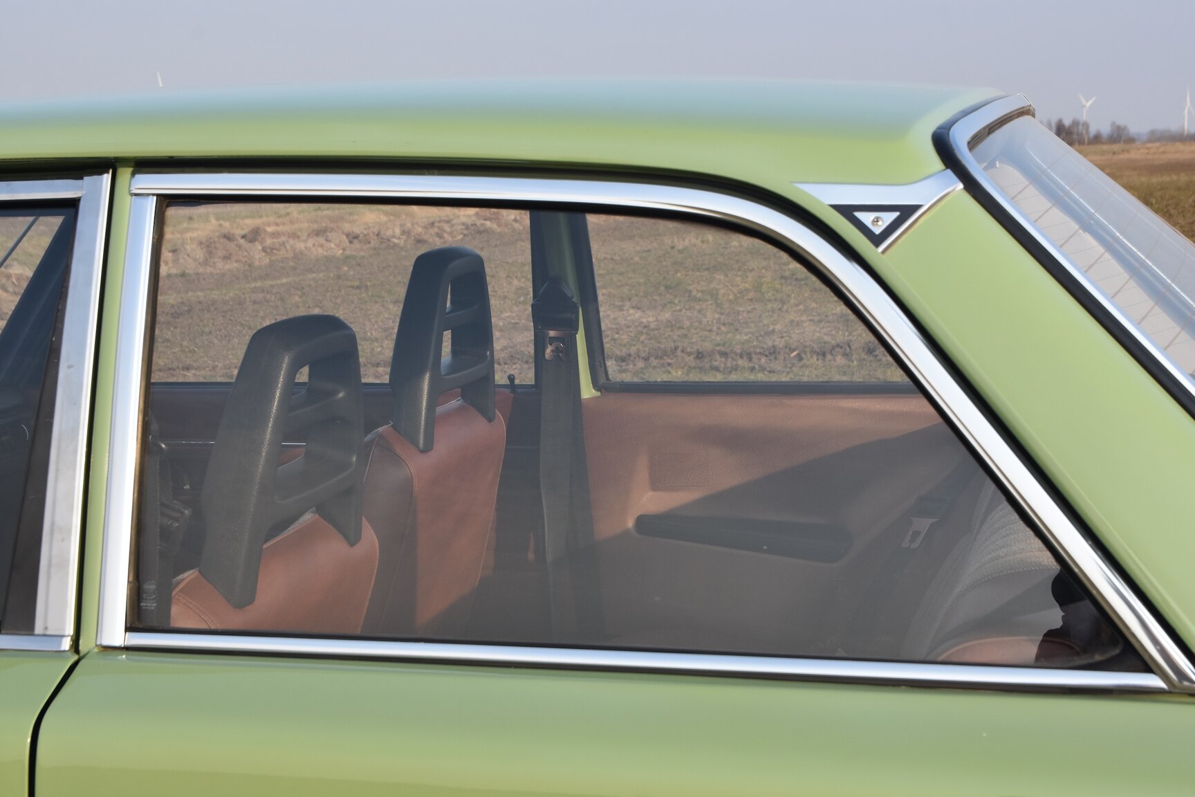 Exteriörbild på 1975 Volvo 242