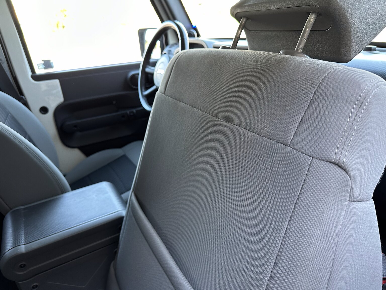 Interiörbild 2010 Jeep Wrangler Rubicon