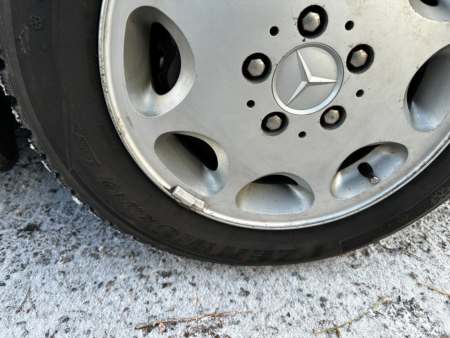 Exteriörbild på 1992 Mercedes-Benz 300CE-24V