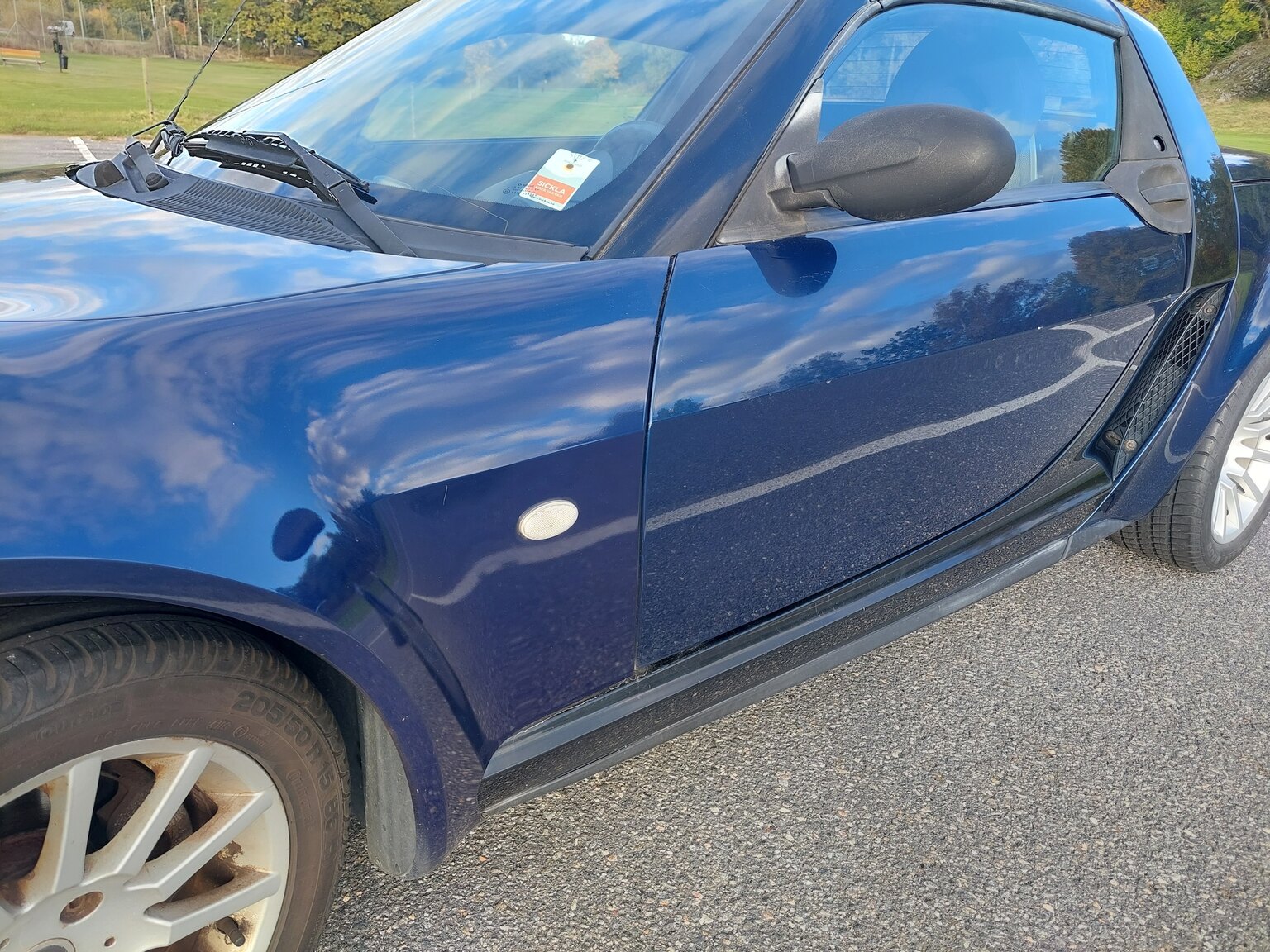 Exteriörbild på 2004 Smart Roadster