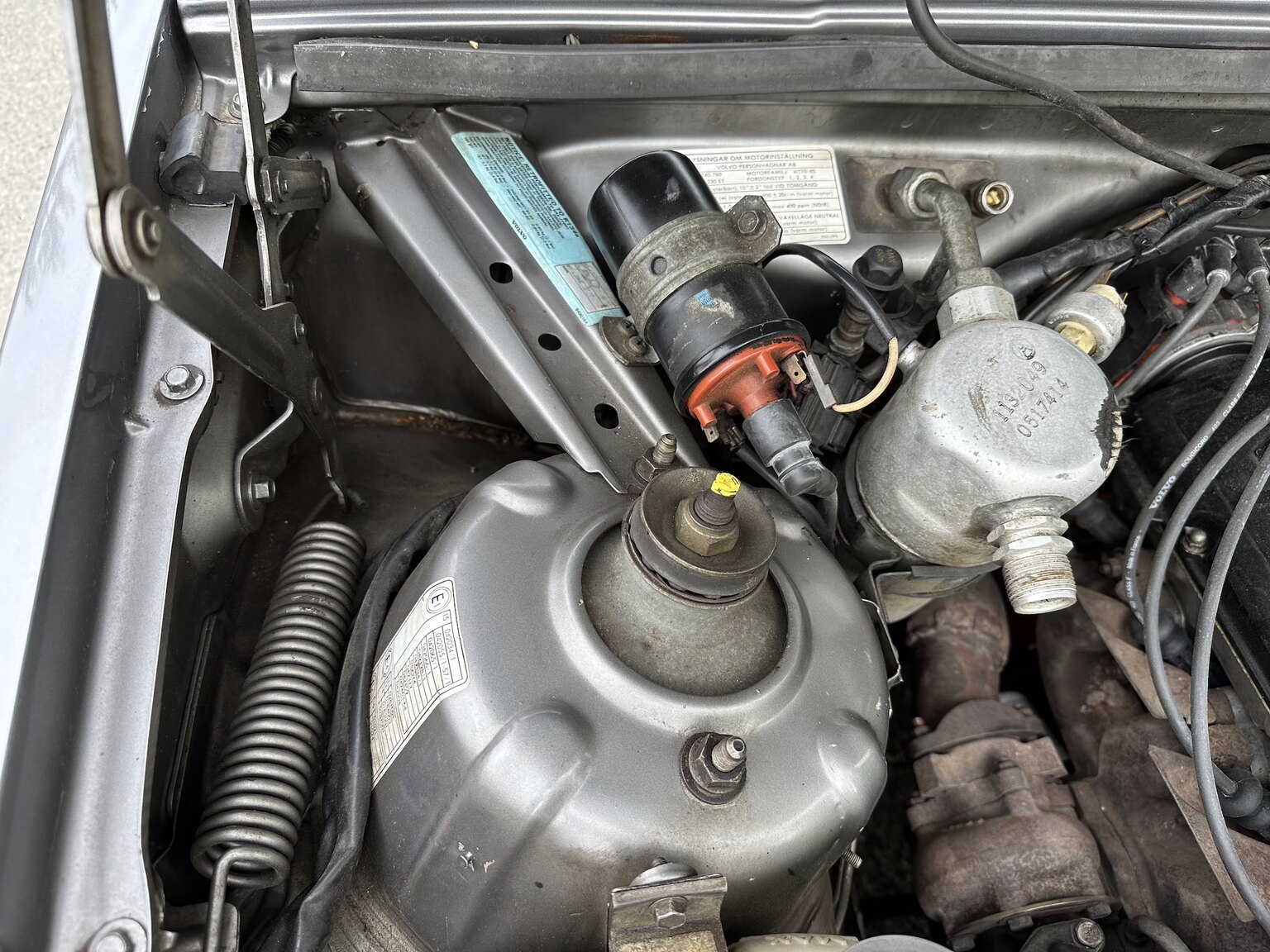Image of 1988 Volvo 740 Turbo mechanics