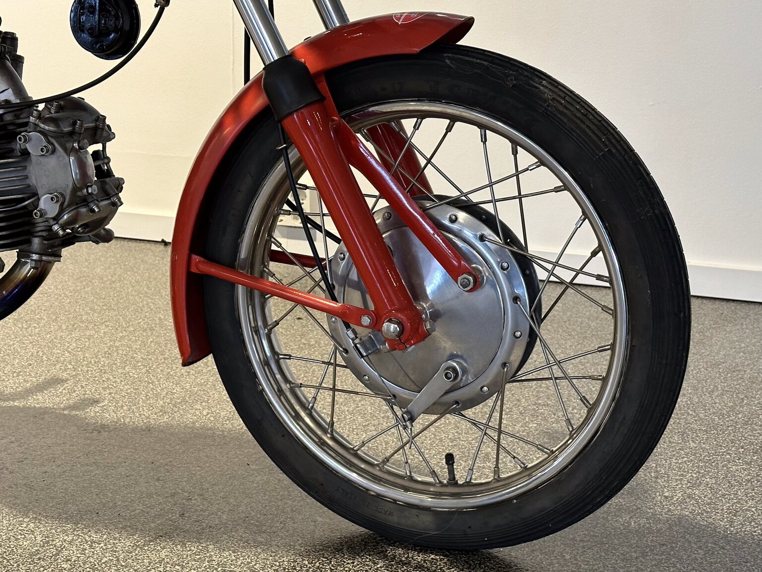 Exterior image of 1963 Aermacchi Harley-Davidson Ala Rossa