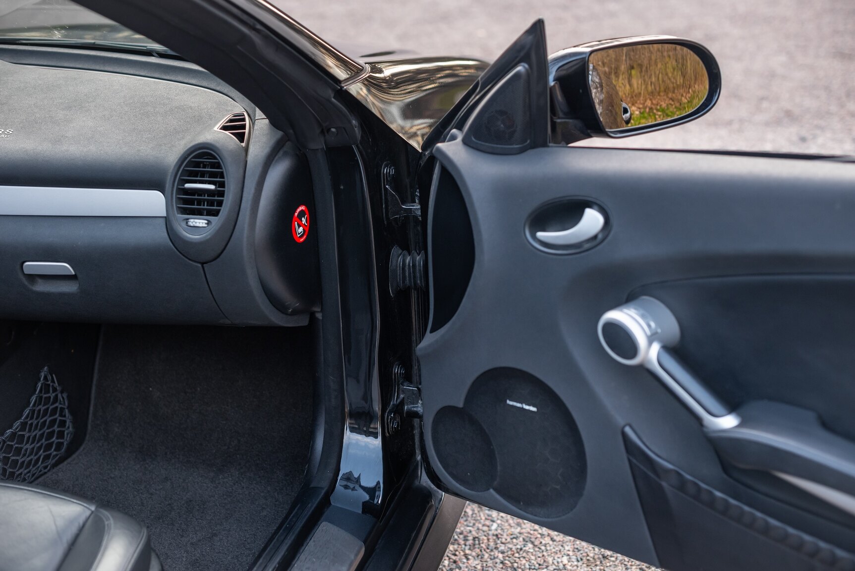 Interior image of 2006 Mercedes-Benz SLK 55 AMG Kleemann