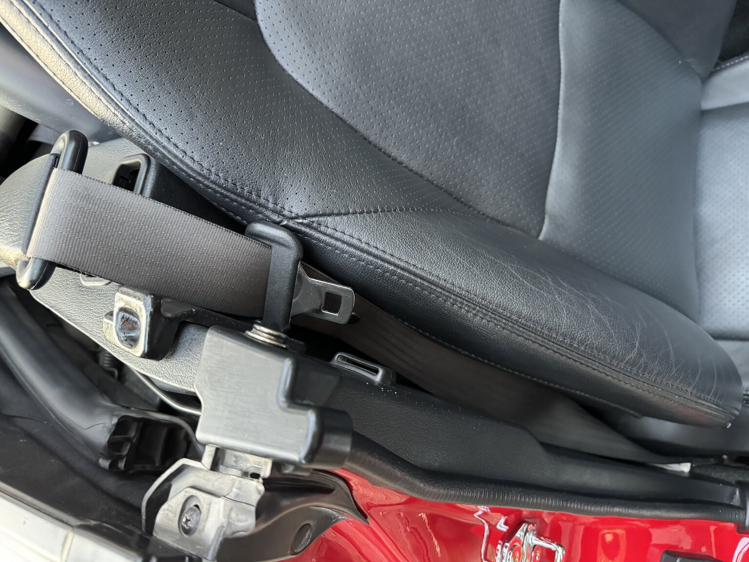 Innenraumfoto von 2004 Mazda MX-5