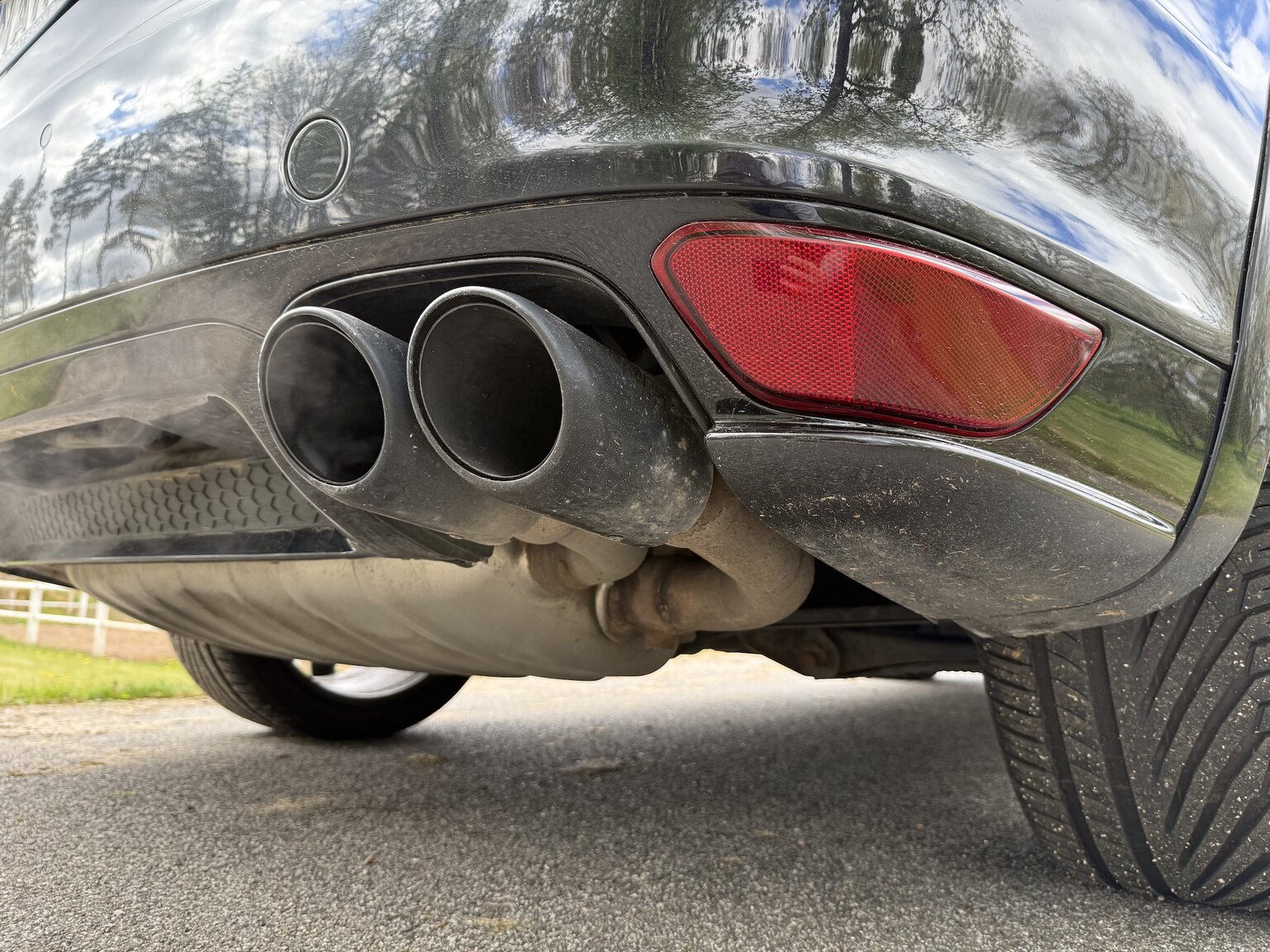 Exteriörbild på 2013 Porsche Cayenne GTS