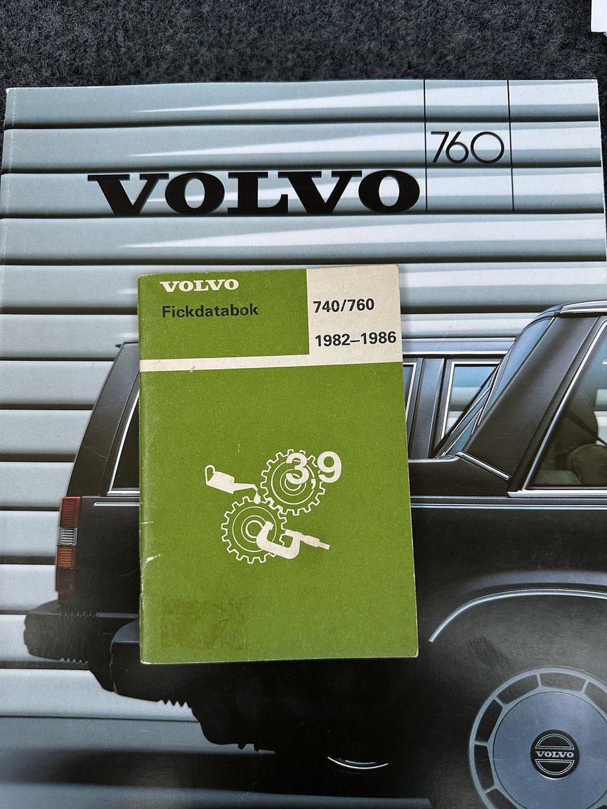 Dokumentation för 1986 Volvo 760 GLE 2.8 V6 Automatisk