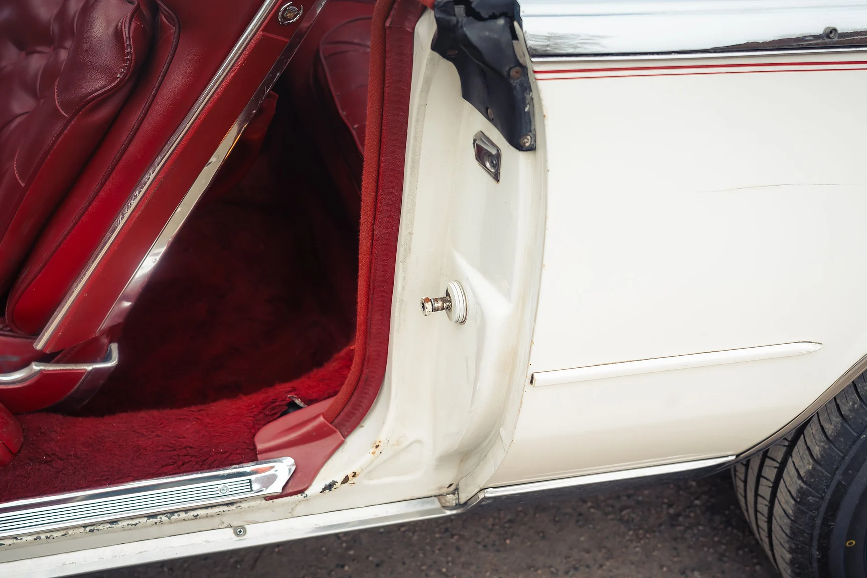 Innenraumfoto von 1984 Cadillac Eldorado Biarritz Convertible (6)