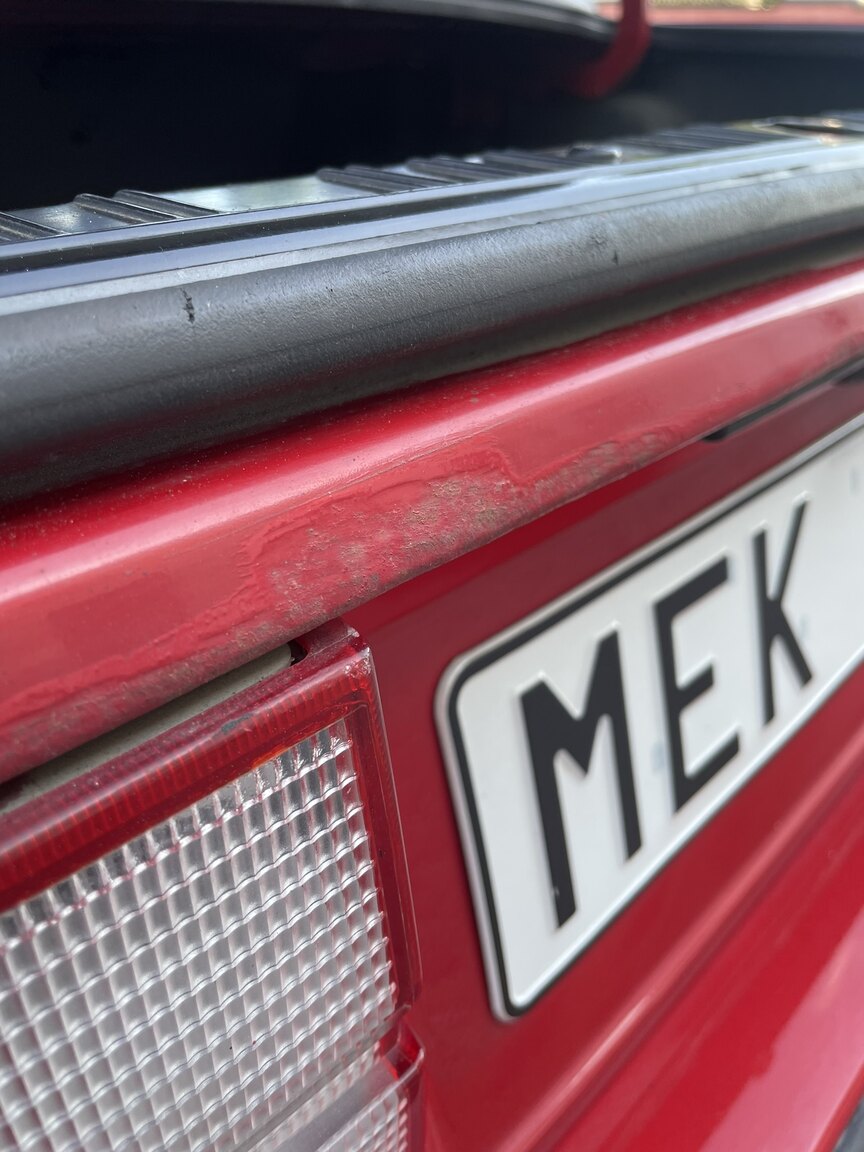 Exteriörbild på 1987 BMW 320i