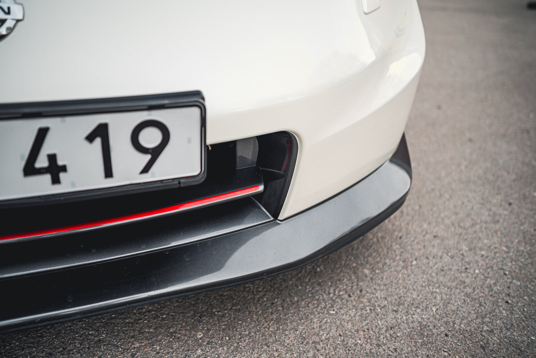 Exterior image of 2014 Nissan 370Z Nismo