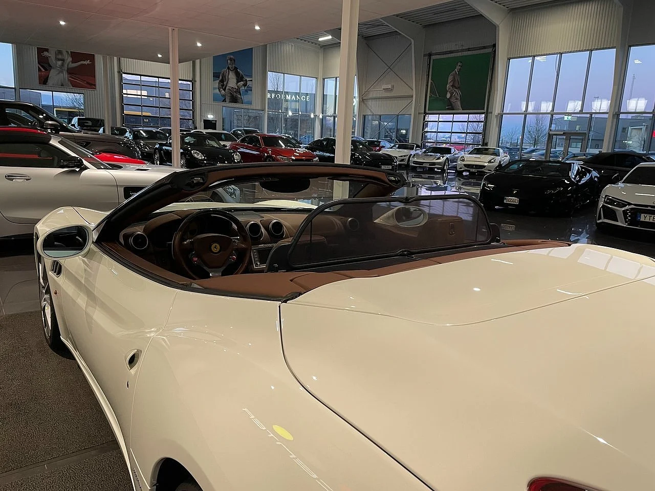 Bild von 2012 Ferrari California 30 (4)