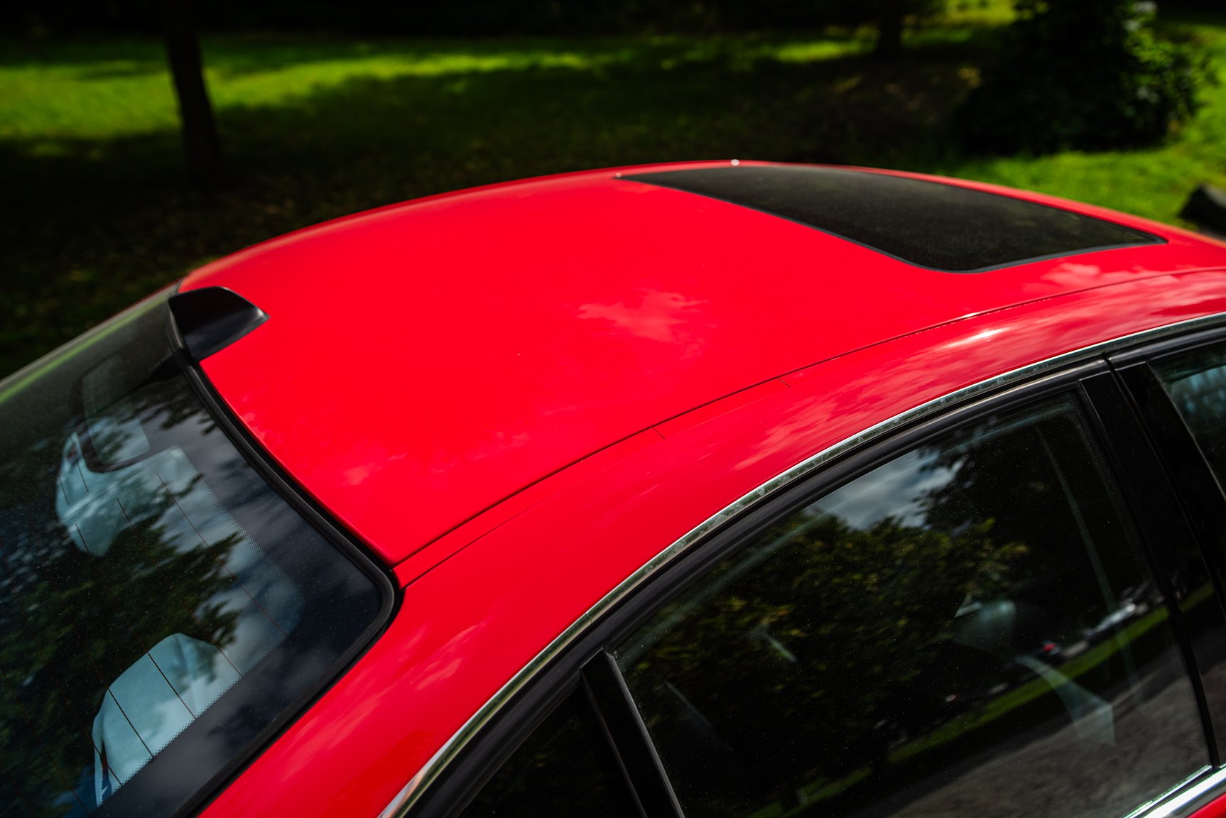 Exterior image of 2001 BMW 330Xi