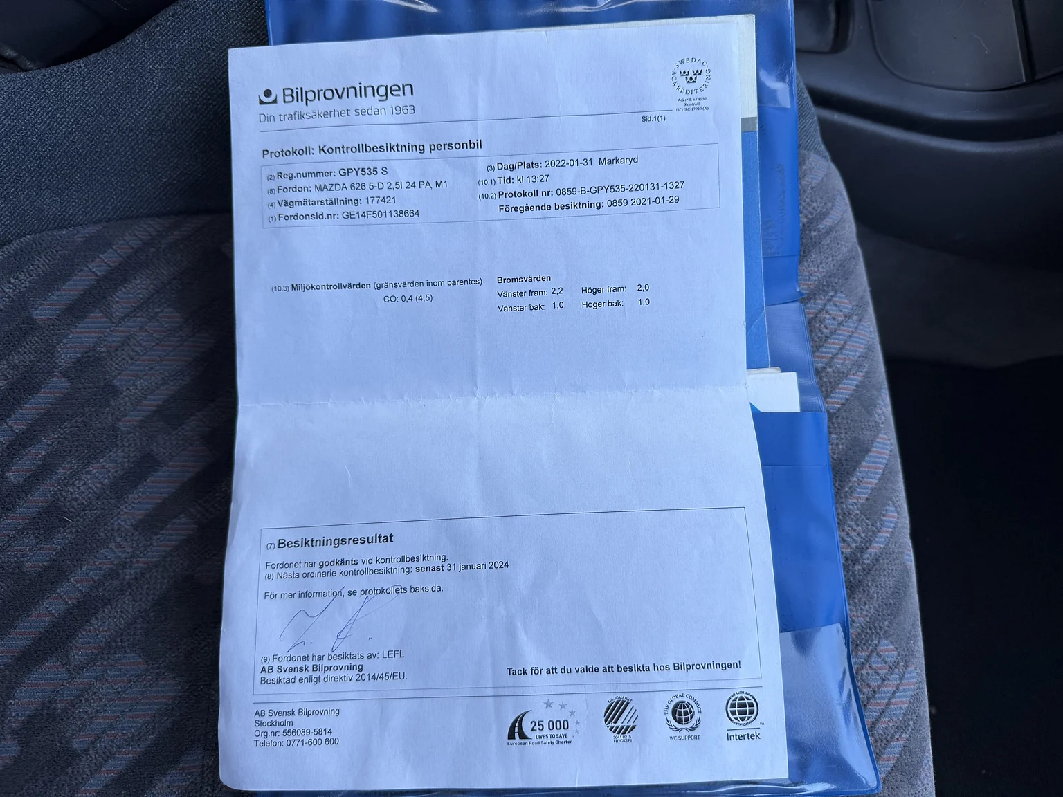 Dokumentation för 1992 Mazda 626 Hatchback 2.5 V6 Automatic (5)