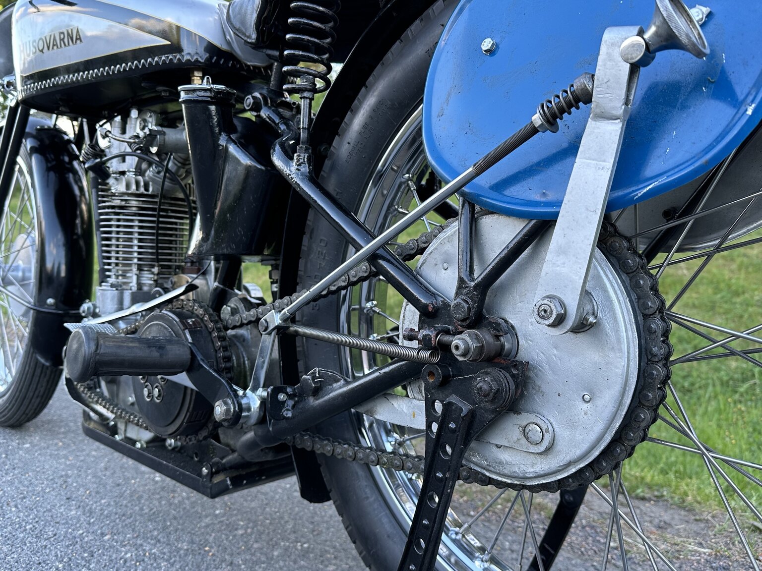 Image of 1933 Husqvarna 350 mechanics