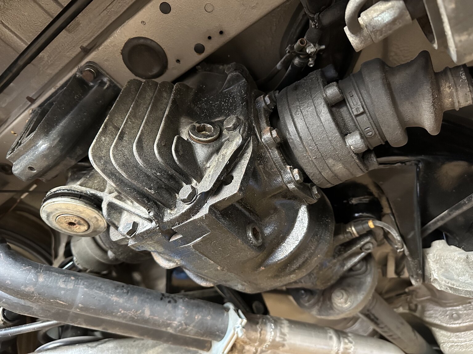 Image of 1986 Mercedes-Benz 500 SEC mechanics (43)