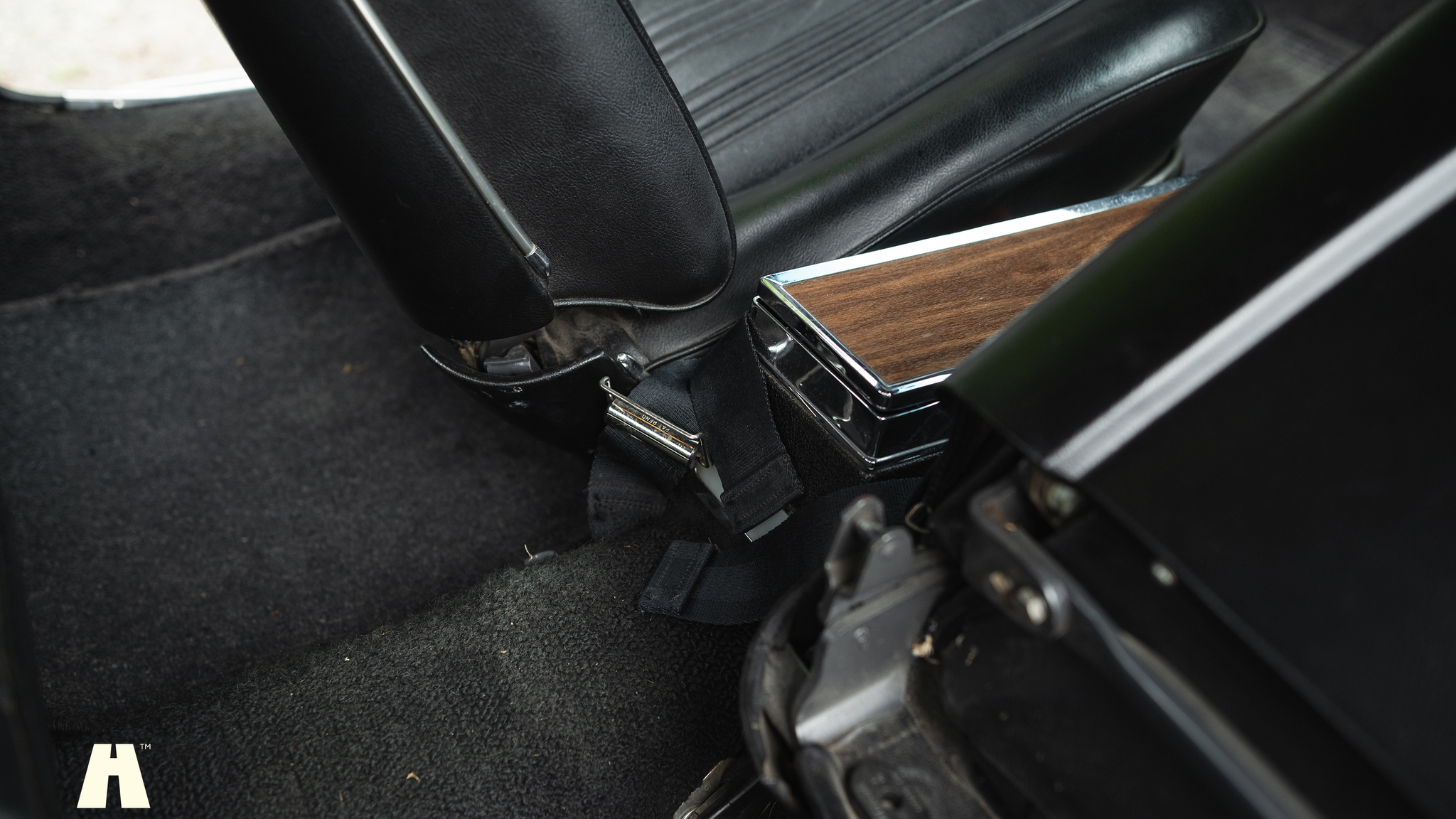 Interior image of 1967 Pontiac GTO Hardtop (50)