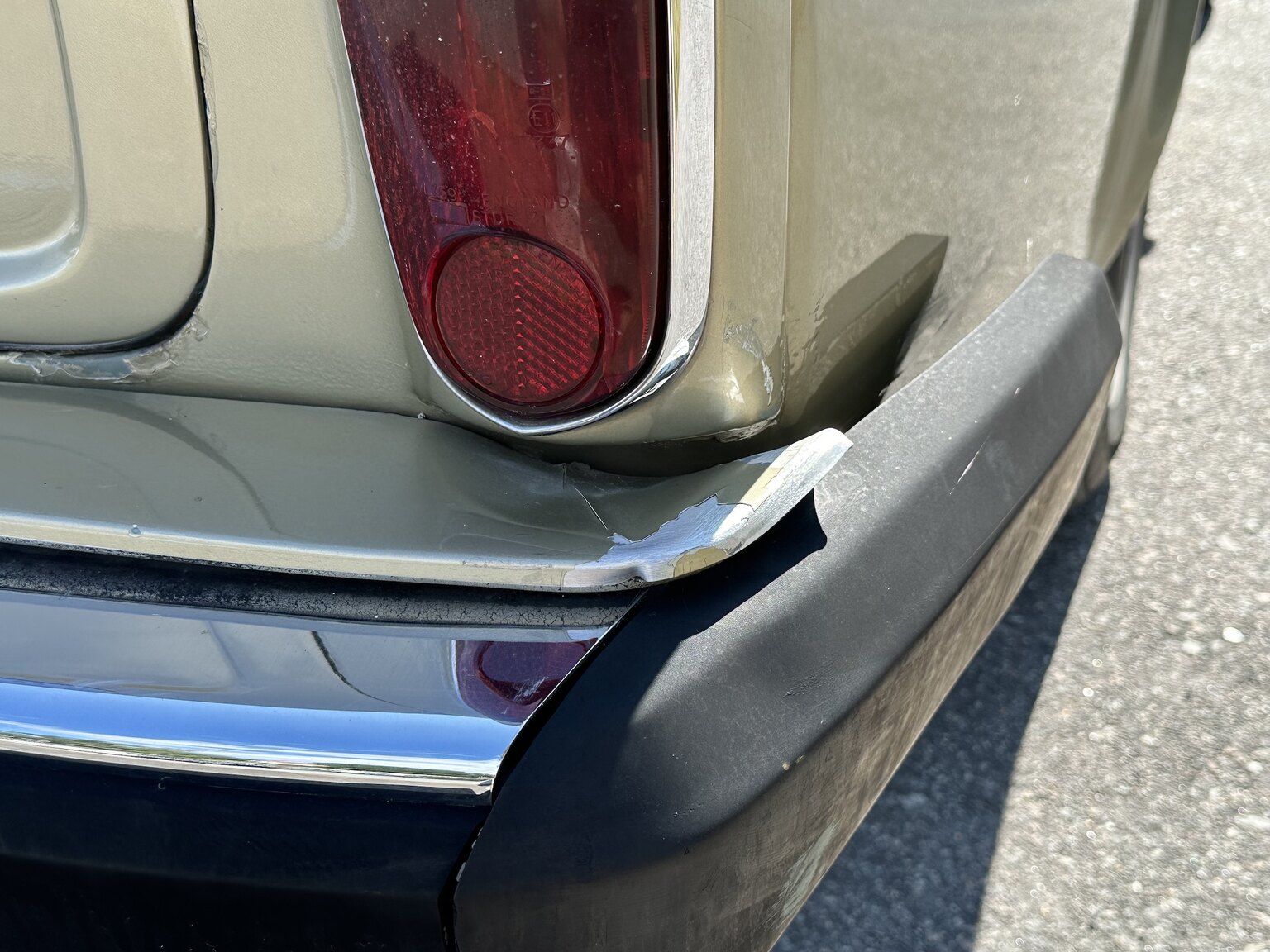 Exteriörbild på 1979 Rolls Royce Silver Shadow