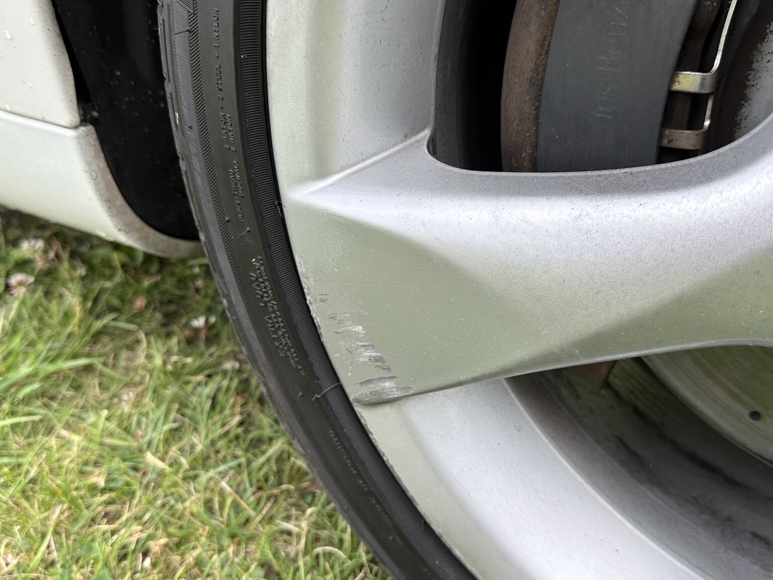 Exteriörbild på 2012 Mercedes-Benz SLK 350