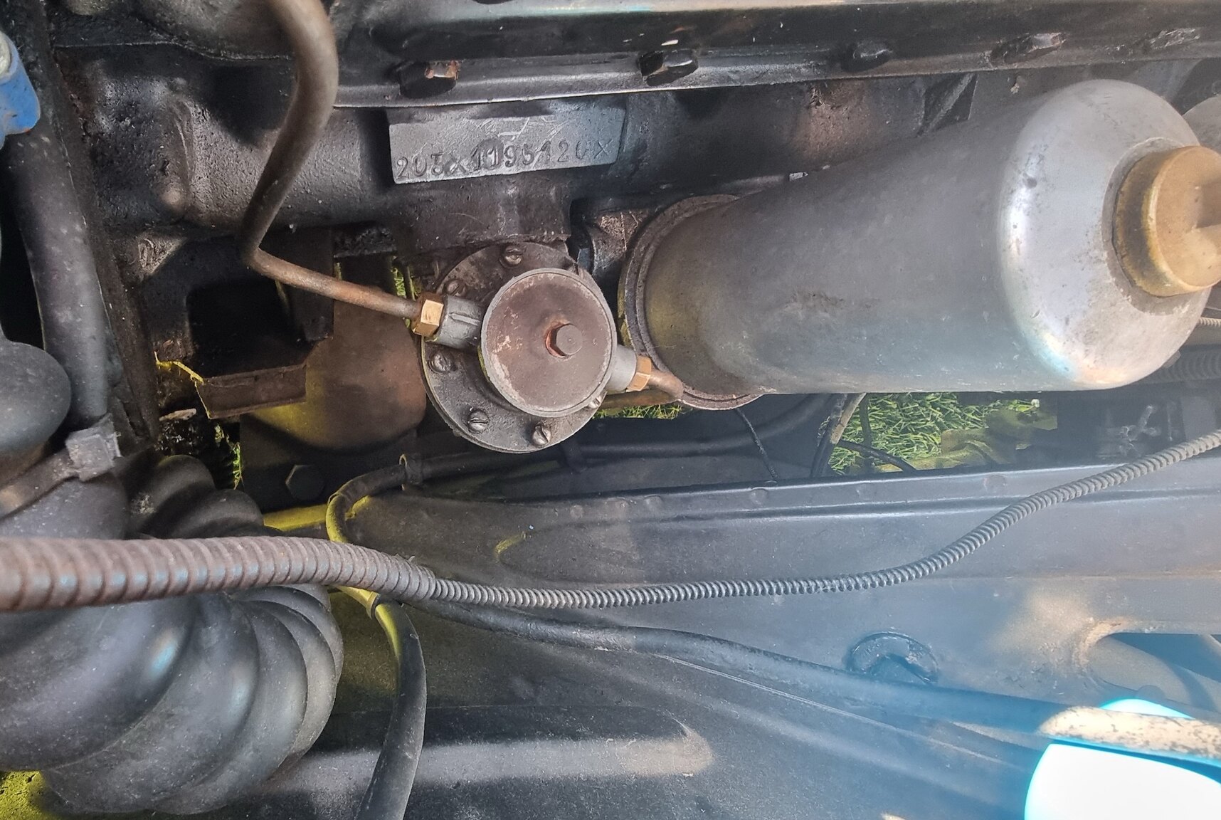 Image of 1951 Peugeot 203 De Luxe mechanics