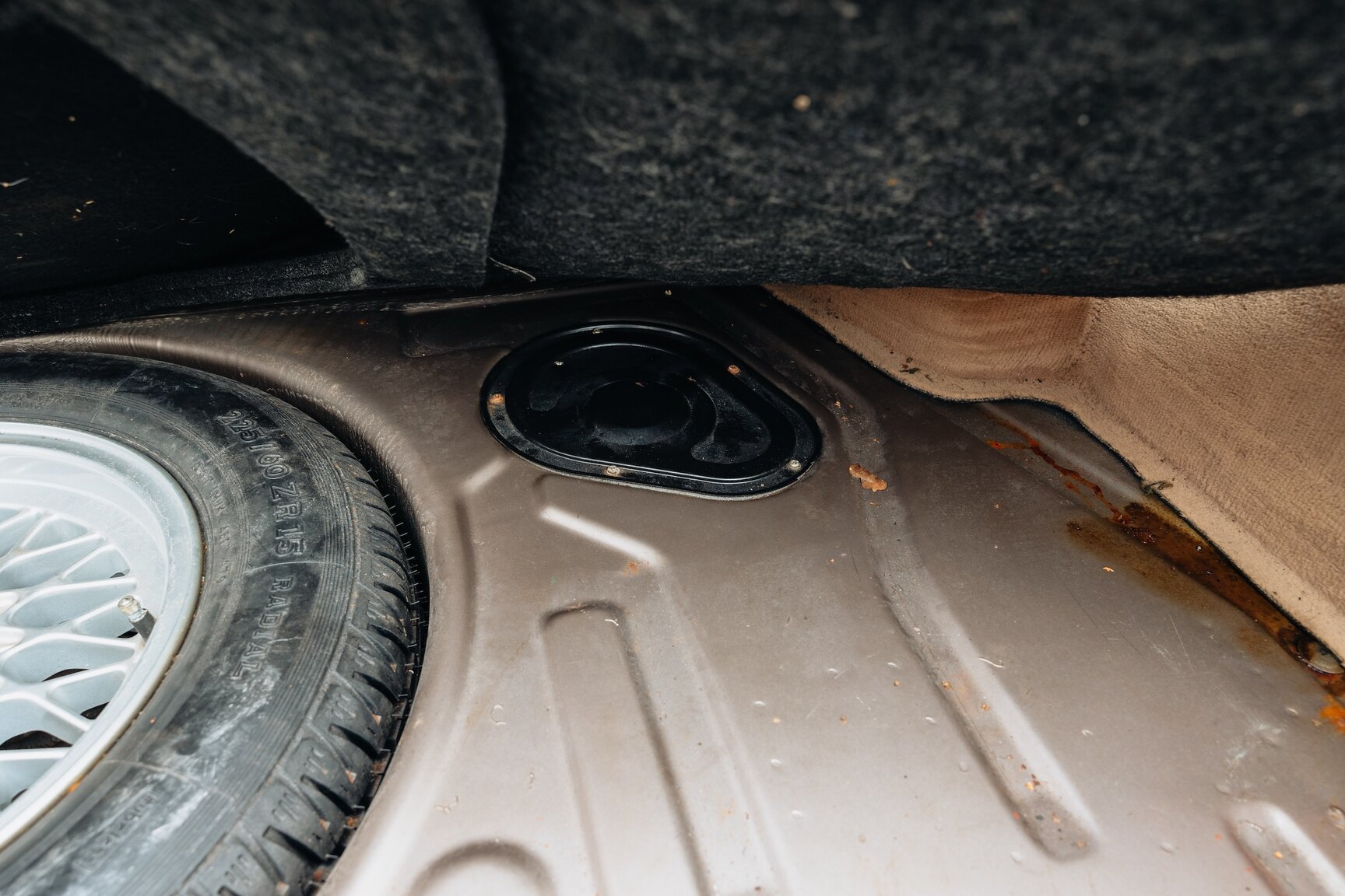 Innenraumfoto von 1990 BMW 750iL (40)