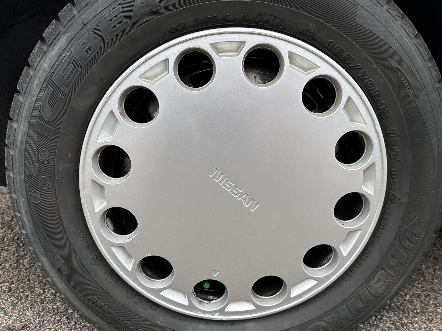 Exteriörbild på 1988 Nissan Sunny (13)