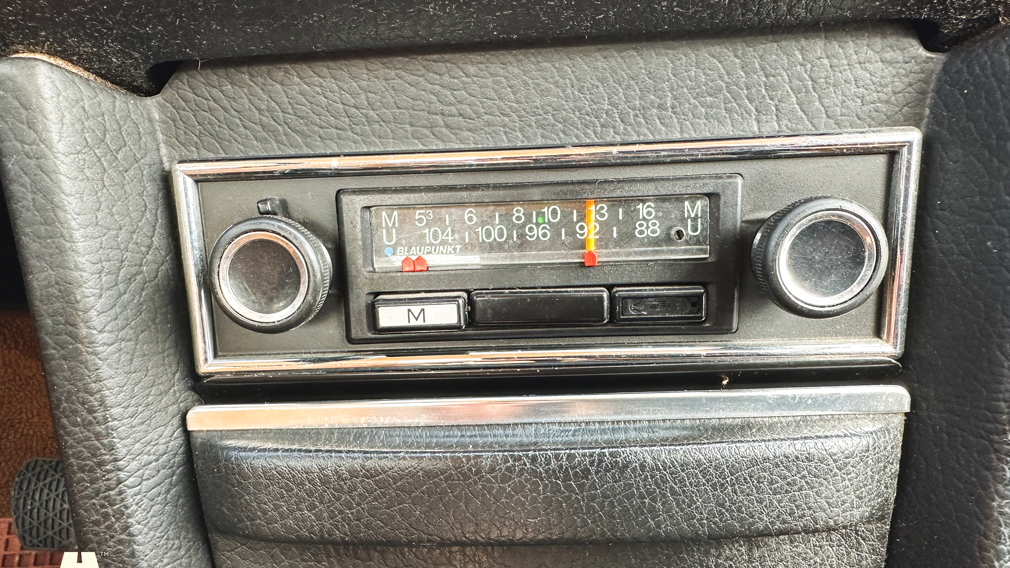 Interiörbild 1972 Mercedes-Benz 200