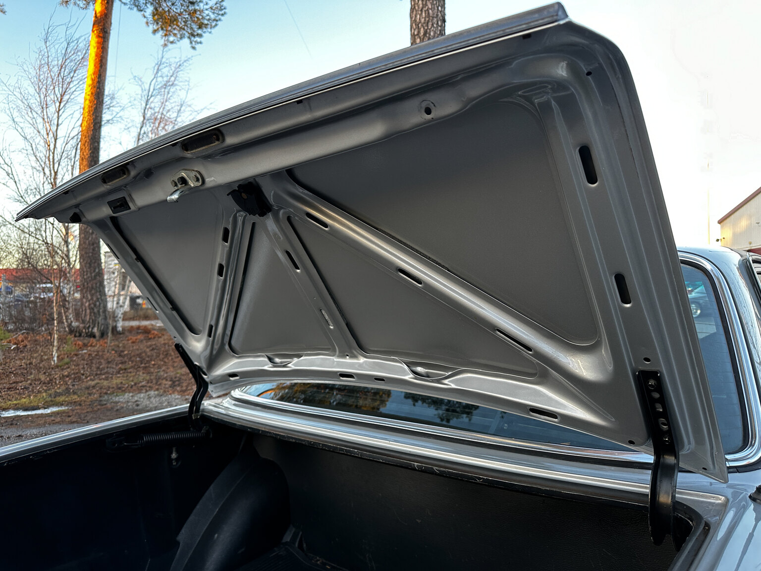 Interior image of 1978 Mercedes-Benz 250