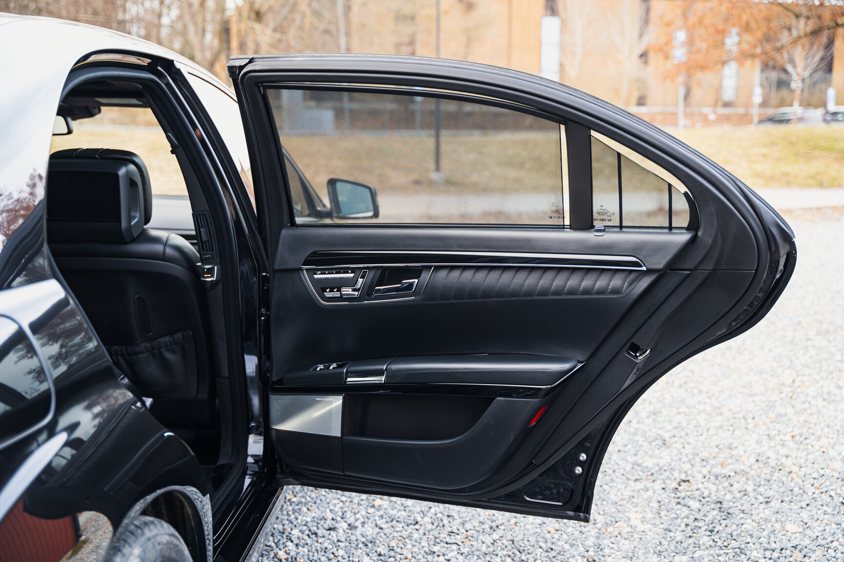 Interior image of 2011 Mercedes-Benz S600