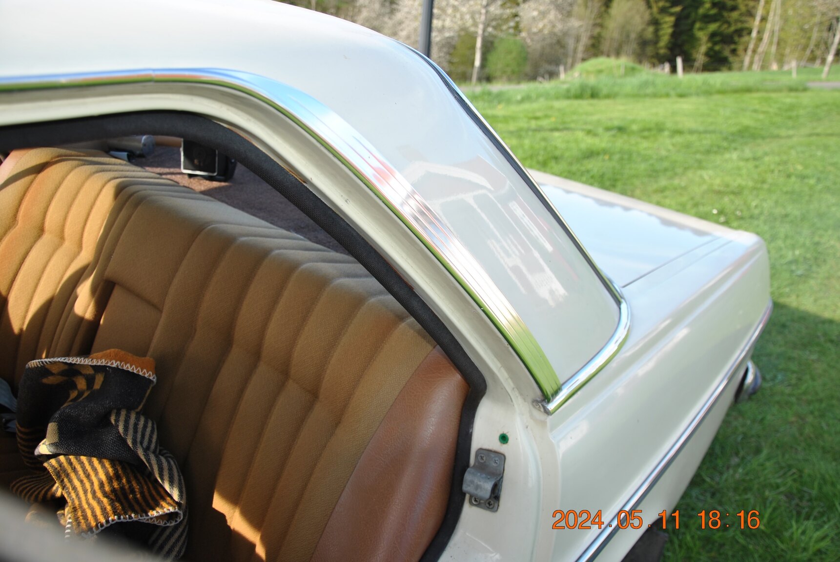 Interiörbild 1971 Mercedes-Benz 220D