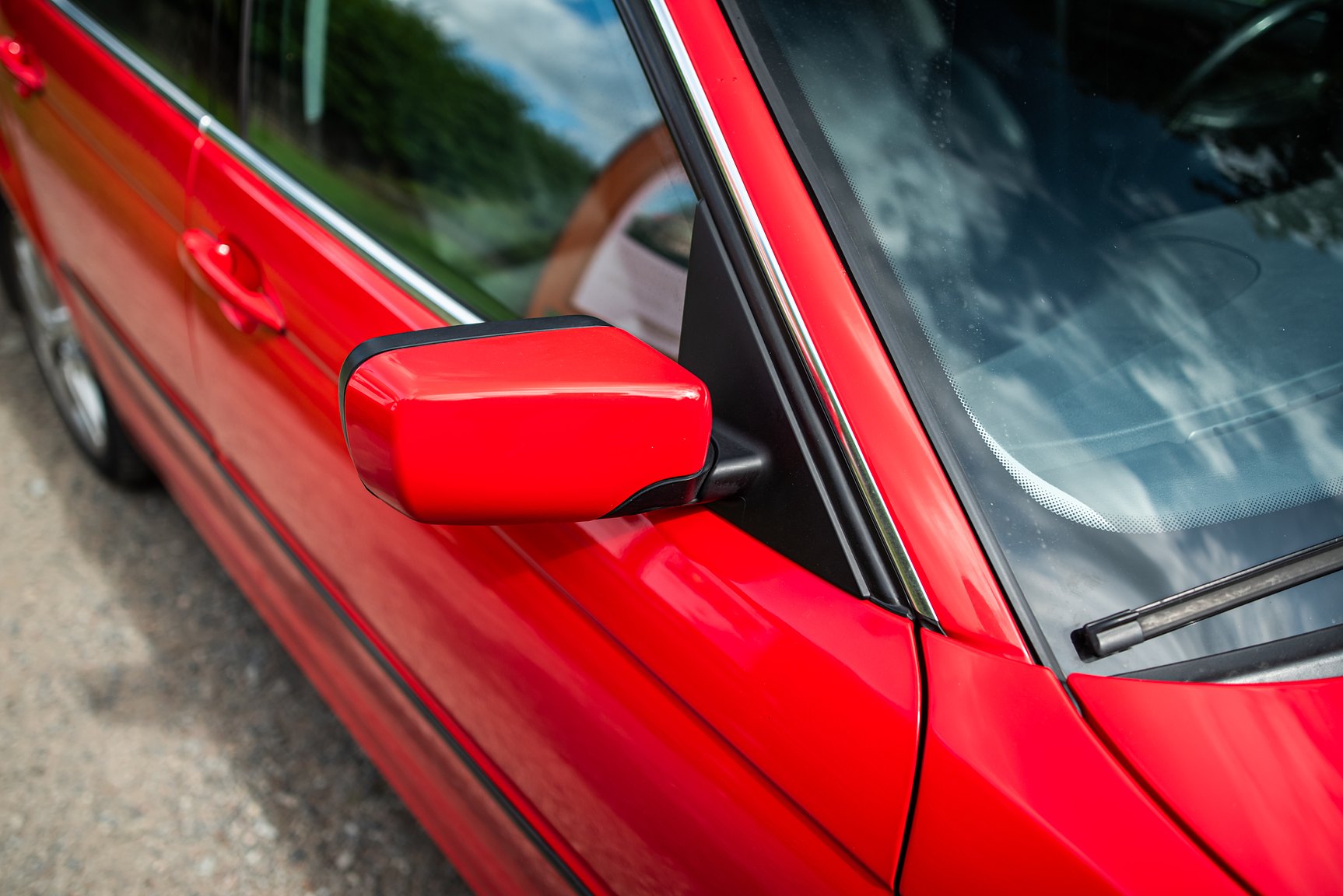 Exterior image of 2001 BMW 330Xi