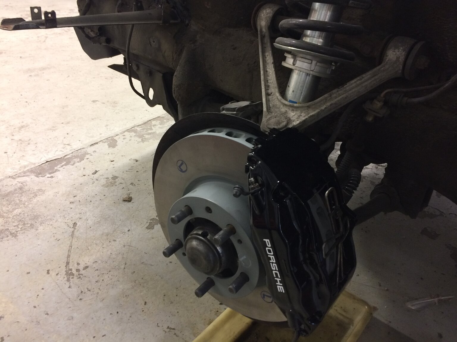 Image of 1993 Porsche 928 GTS mechanics