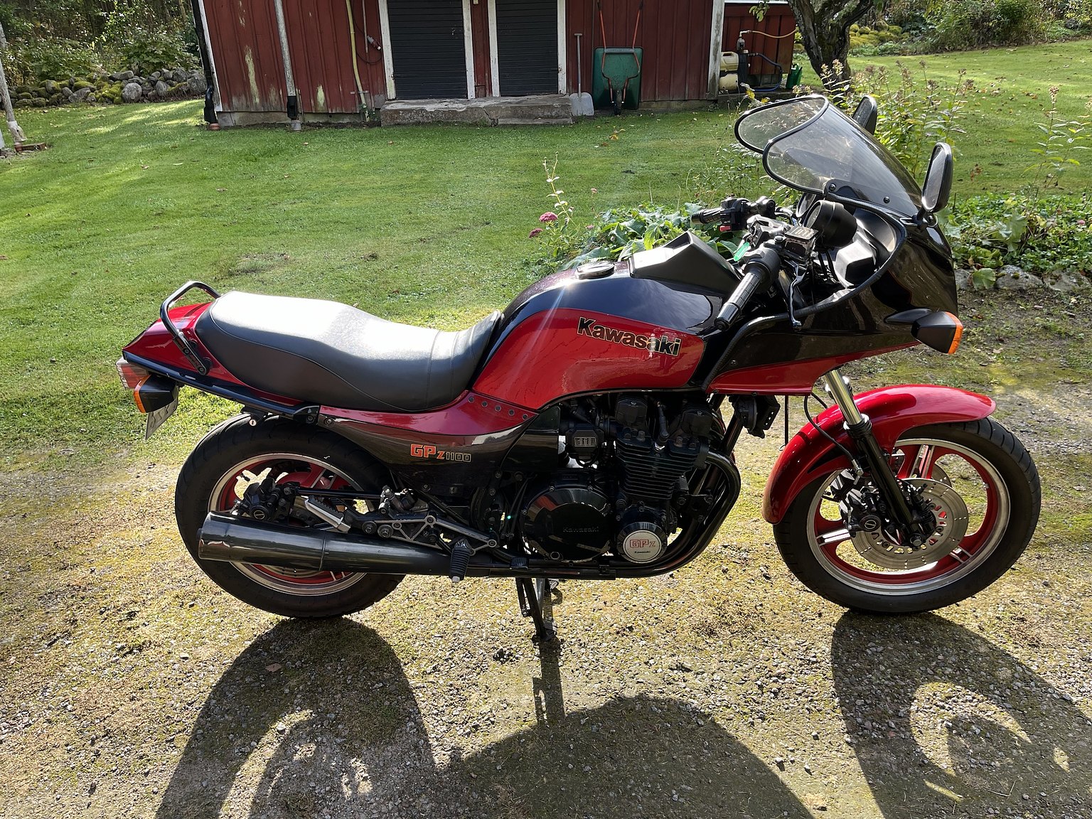 Exteriörbild på 1984 Kawasaki ZX1100 GPZ