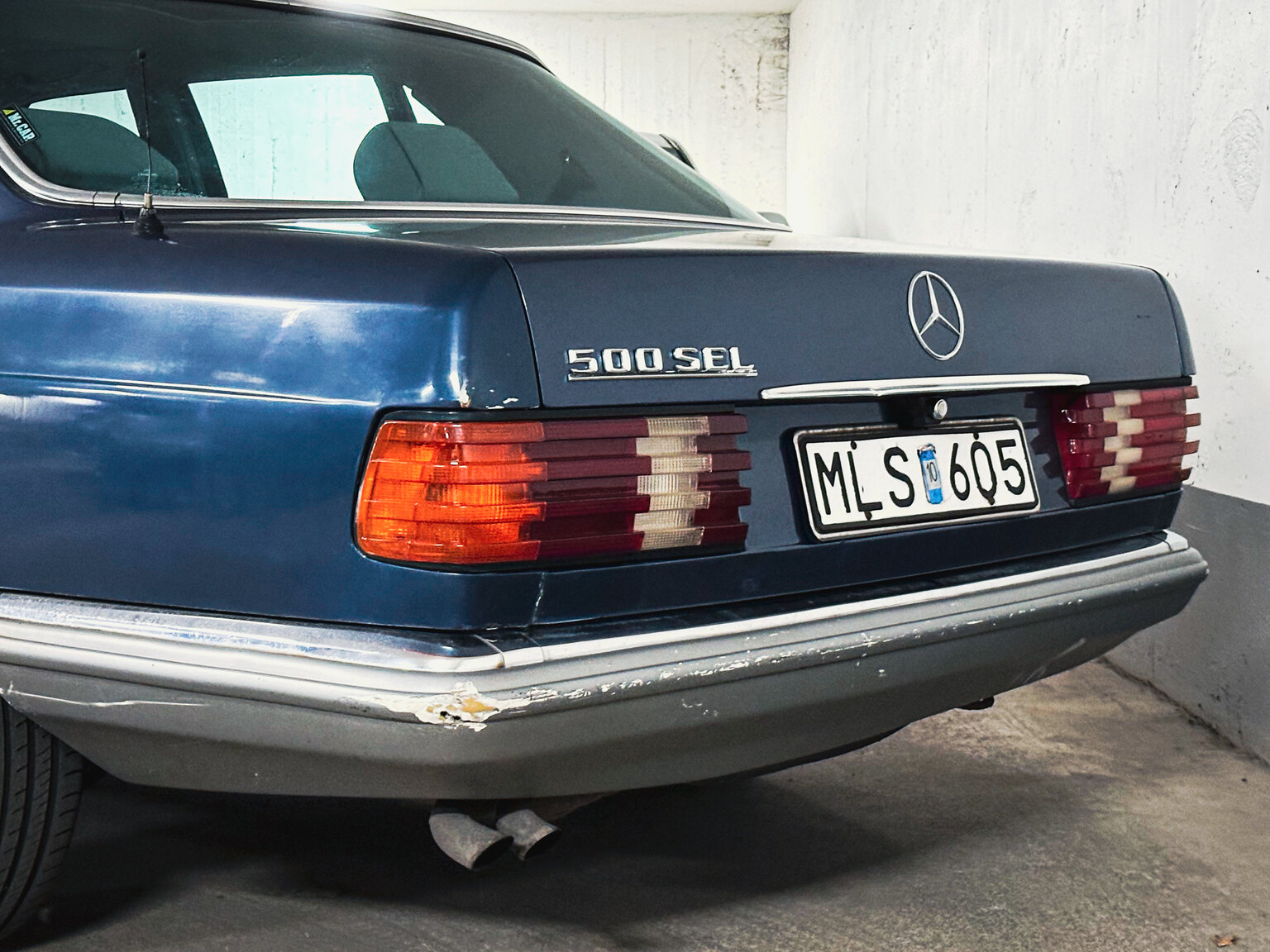 Exteriörbild på 1985 Mercedes-Benz 500 SEL