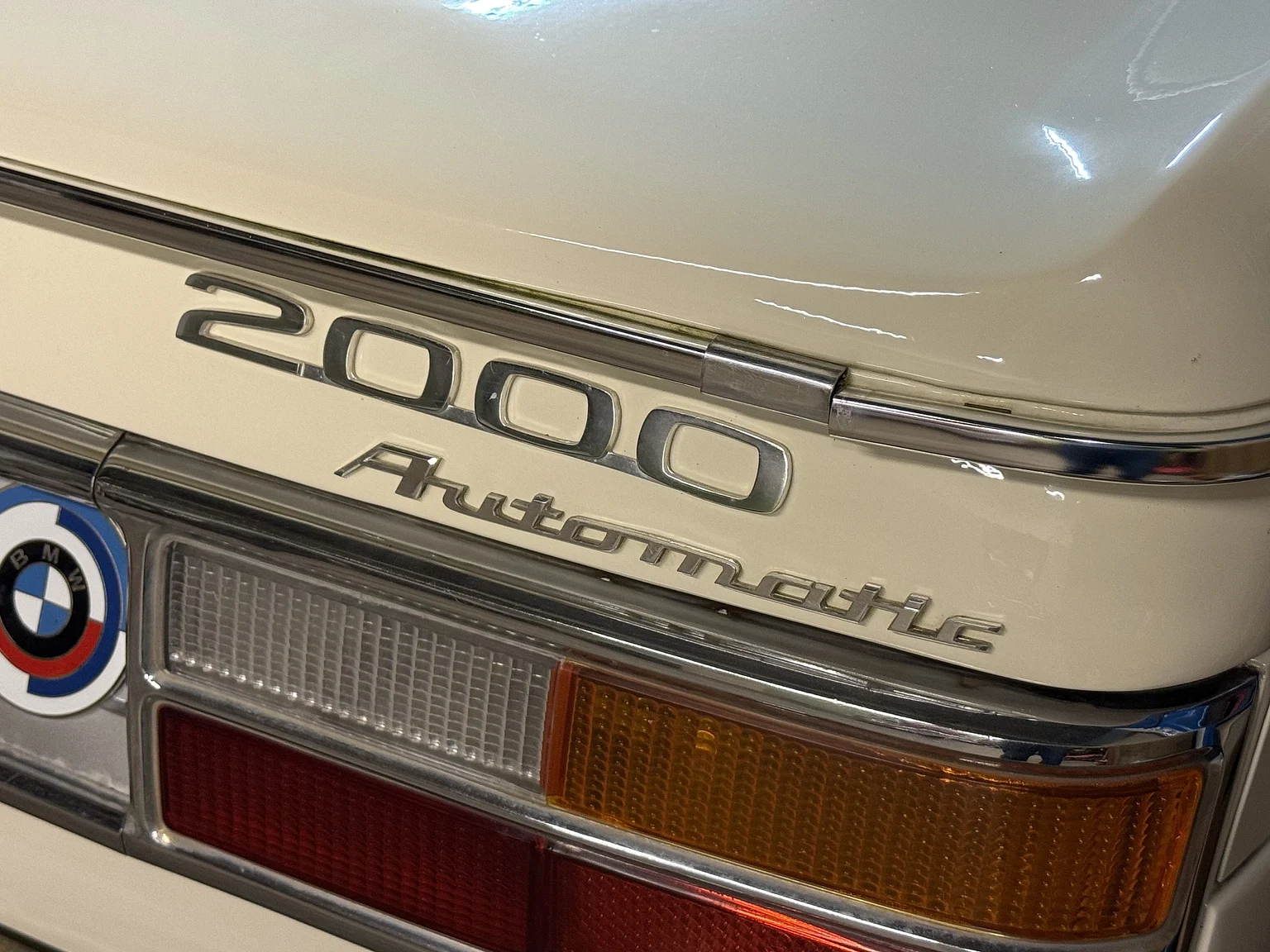 Aussenfoto 1970 BMW New Class 4-dörrars Sedan (76)