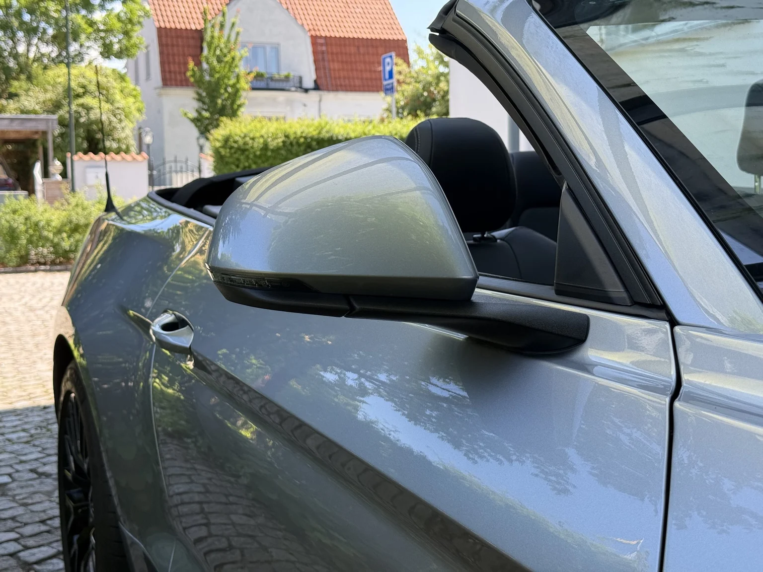 Exteriörbild på 2021 Ford Mustang GT Cabriolet (39)