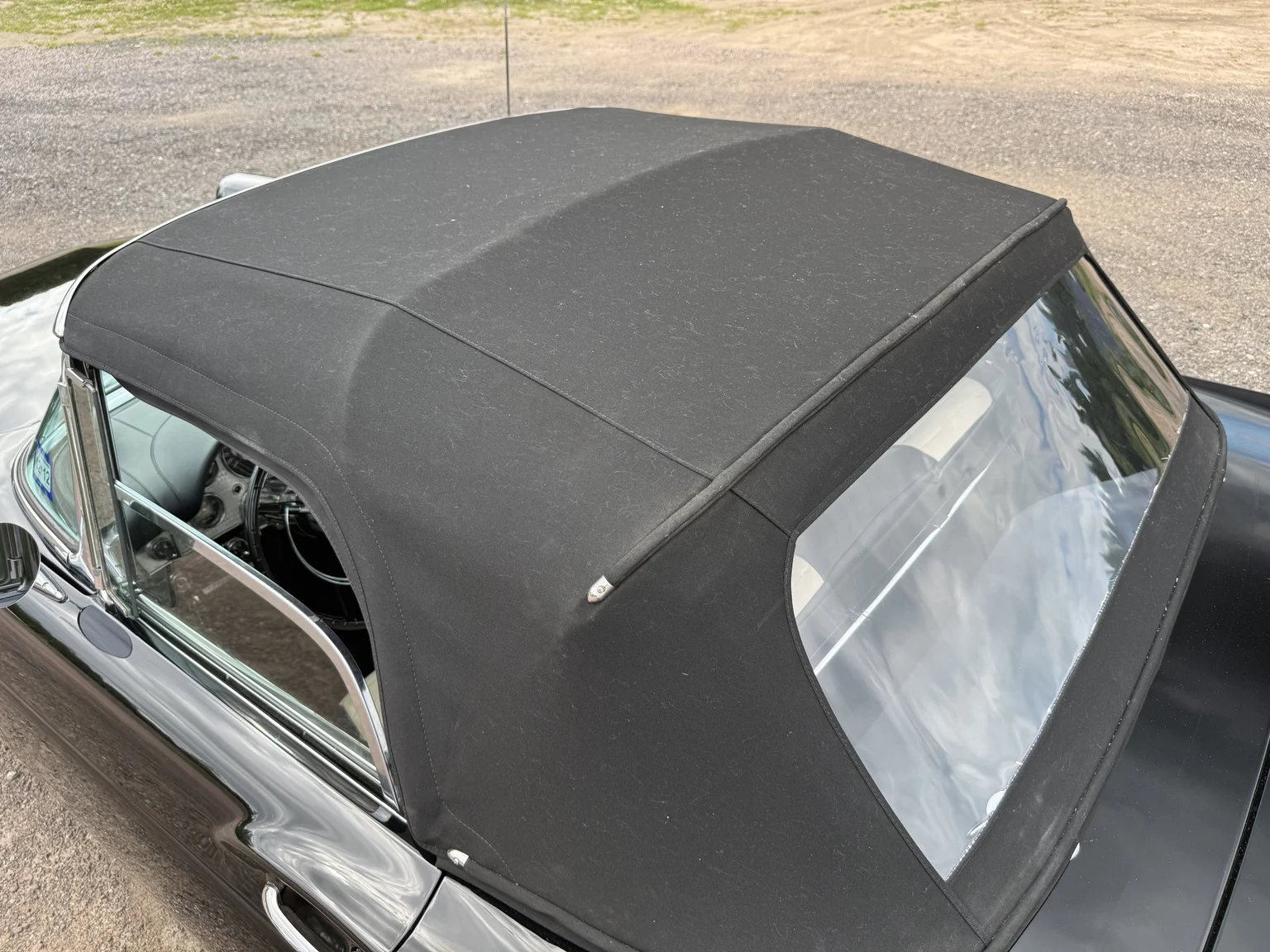 Exteriörbild på 1957 Ford Thunderbird (77)