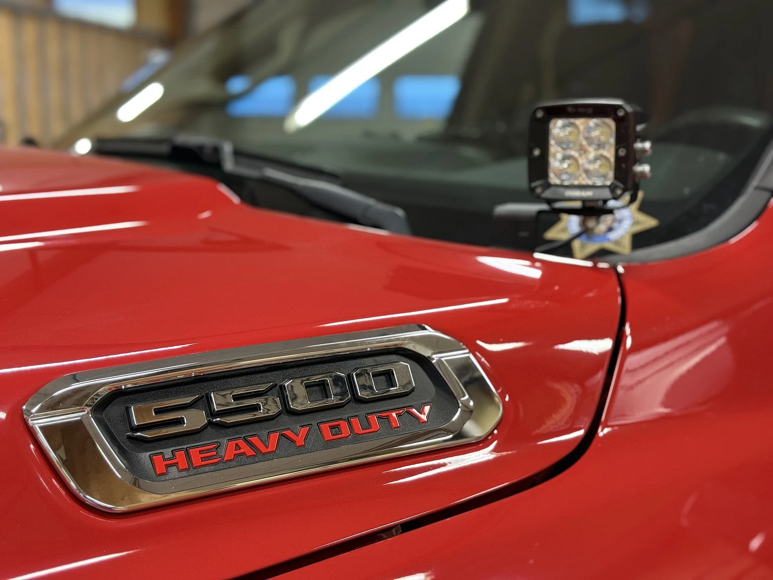 Exteriörbild på 2020 Dodge Ram 2500 Overland (29)