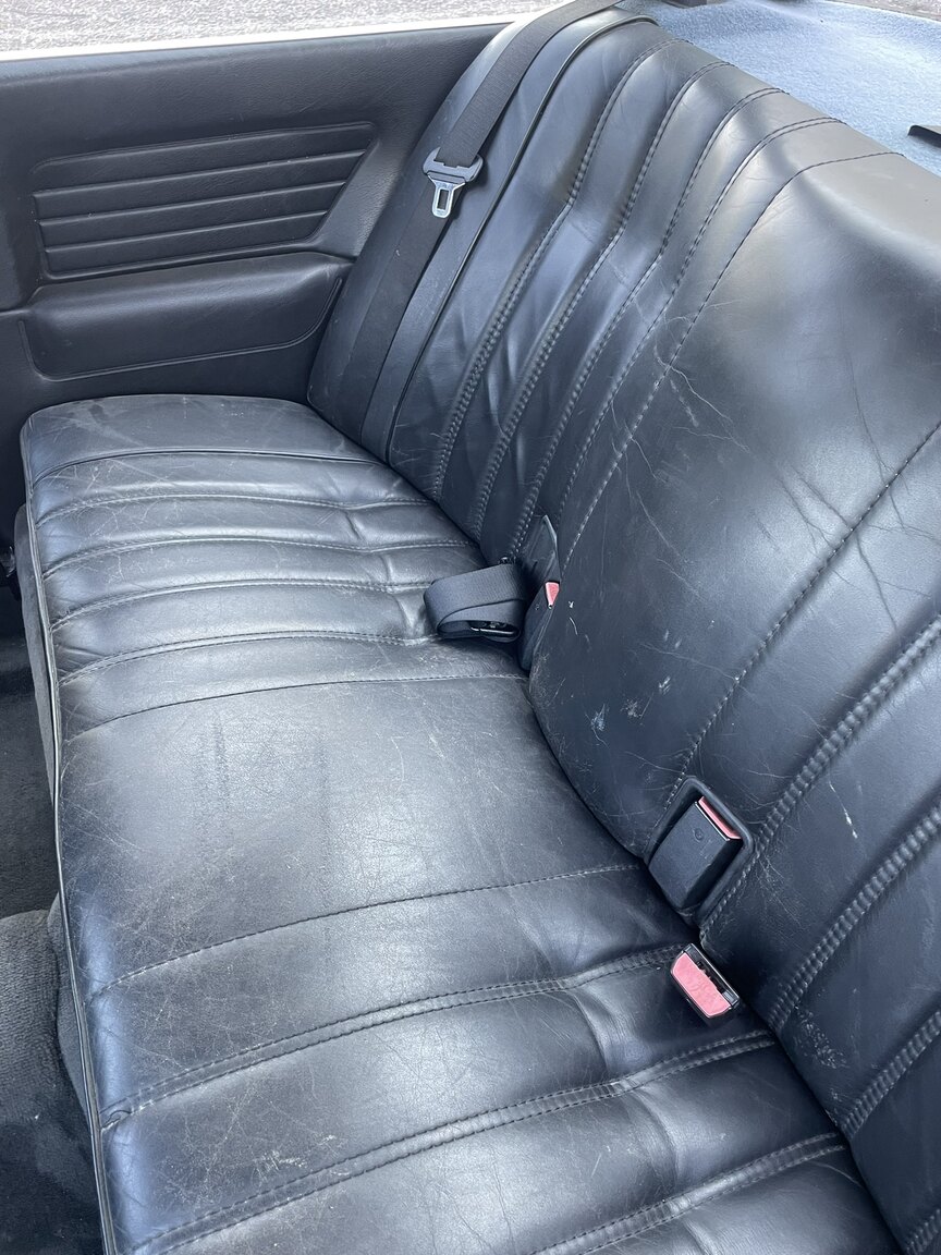 Innenraumfoto von 1987 BMW 320i