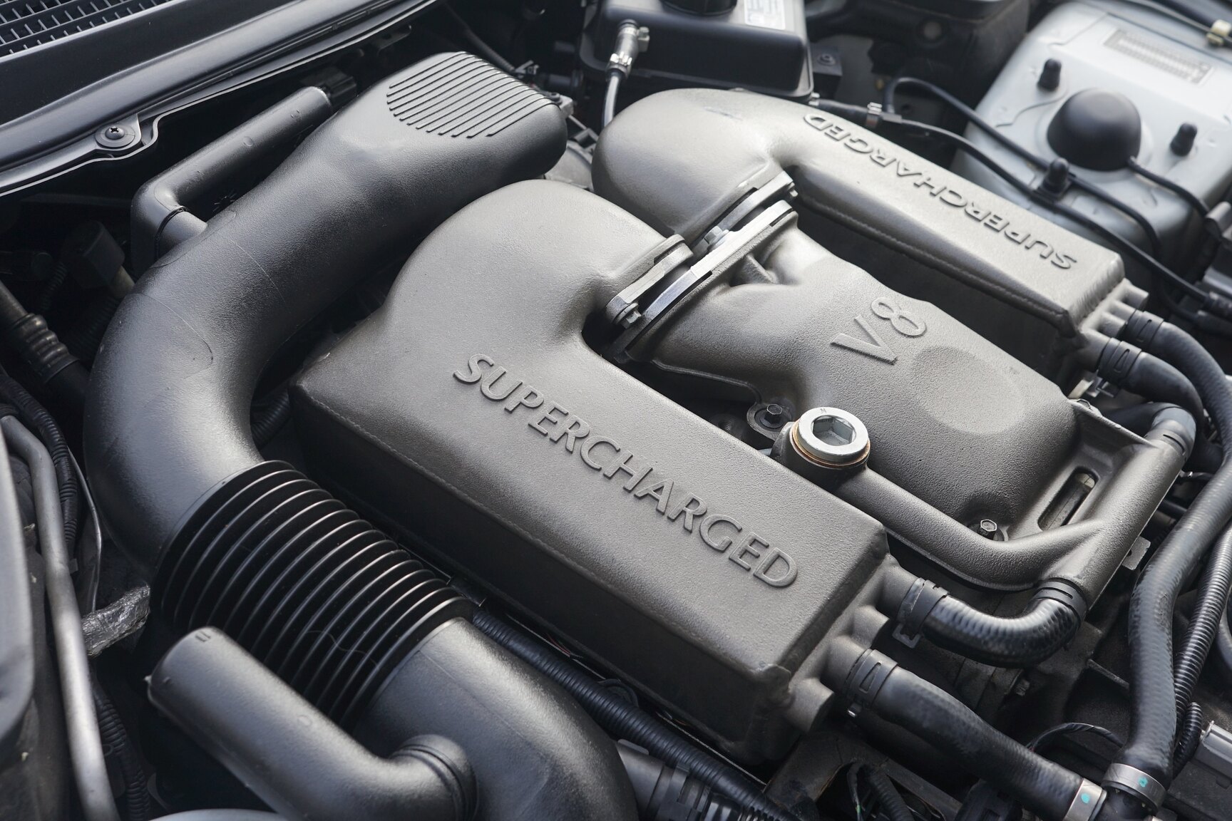 2001 Jaguar XKR Silverstone, Mekanik