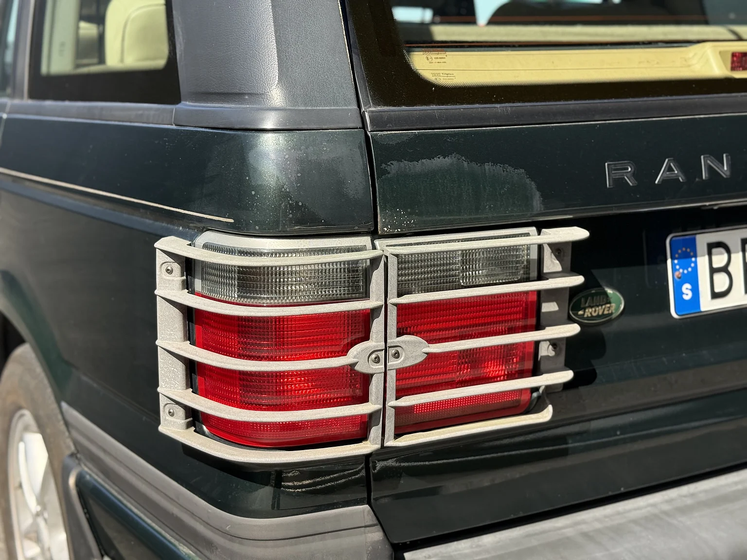 Exterior image of 1998 Land Rover Range Rover P38 (54)